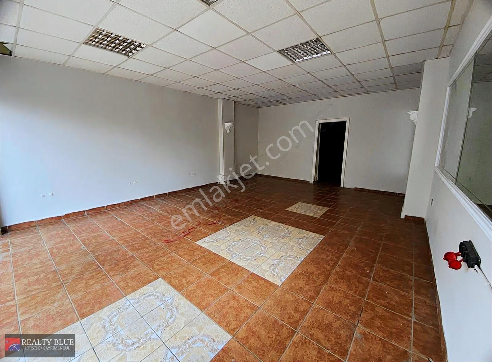 Ümraniye Tepeüstünde Cadde Üzeri Depolu 130 M2 Kiralık Dükkan.. - Görsel 20