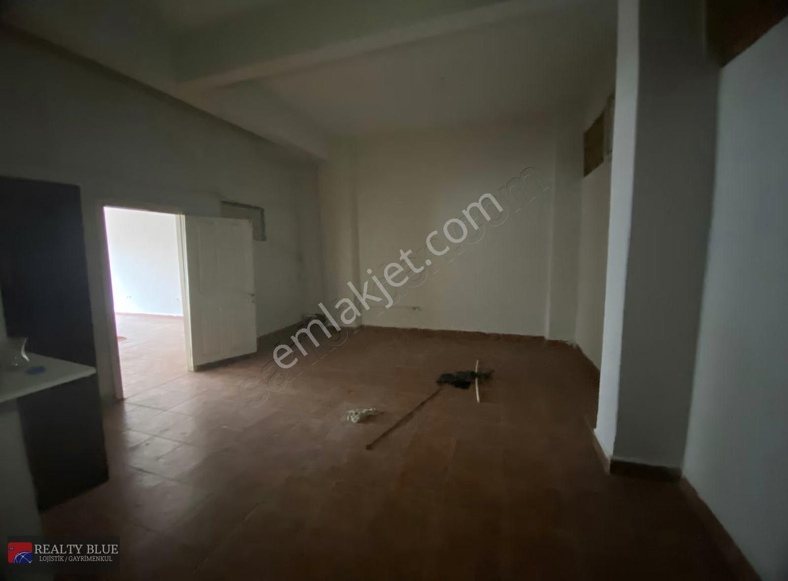 Ümraniye Tepeüstünde Cadde Üzeri Depolu 130 M2 Kiralık Dükkan.. - Görsel 10