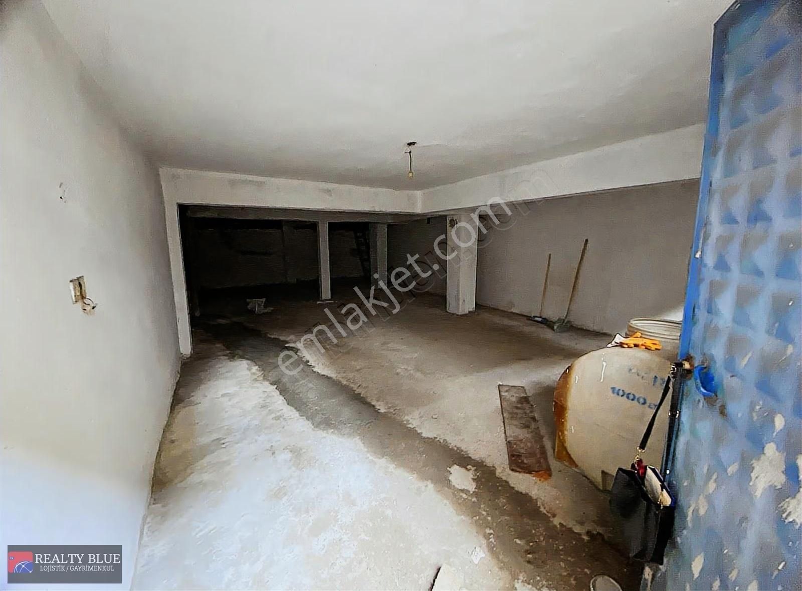 Ümraniye Tepeüstünde Cadde Üzeri Depolu 130 M2 Kiralık Dükkan.. - Görsel 13