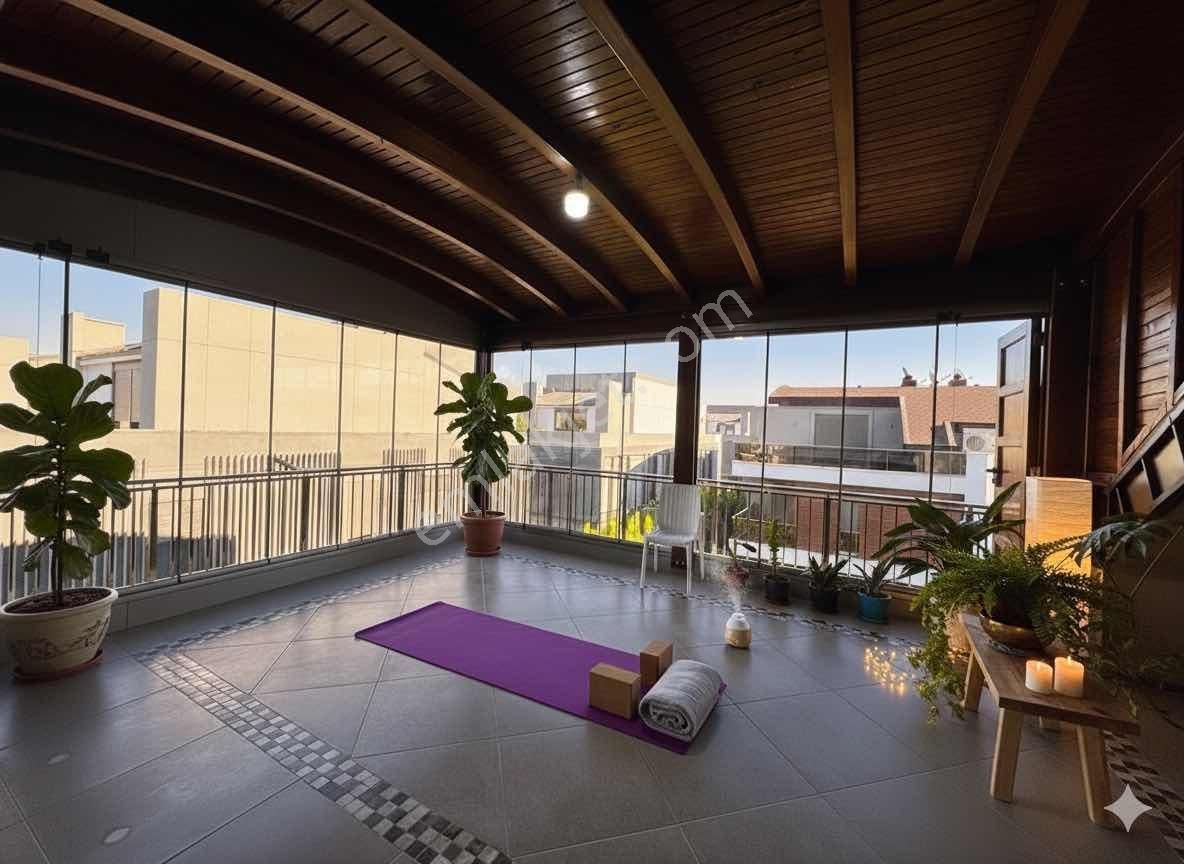 Özel Havuzlu, Geniş Metrajlı, 3 Katlı Villa Üst Segment - Görsel 6