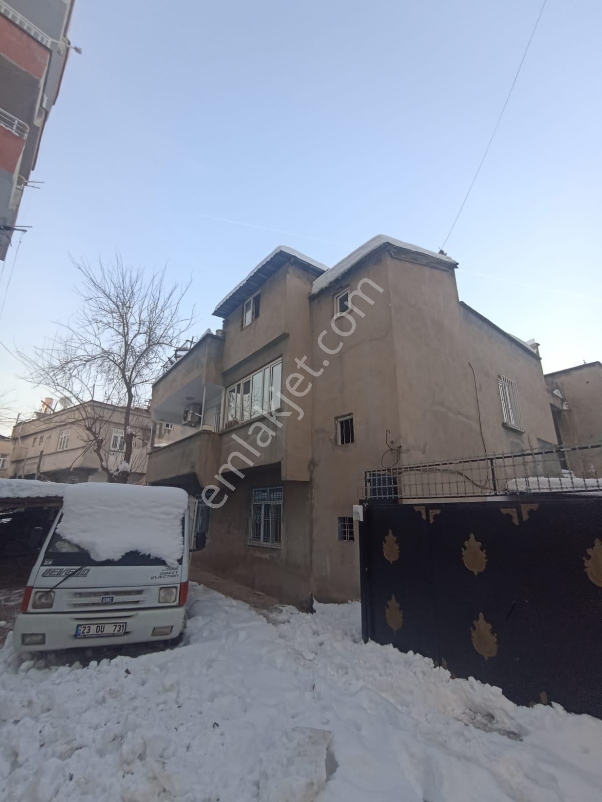 Satılık 2 Katlı Müstakil Ev !!!! - Görsel 2