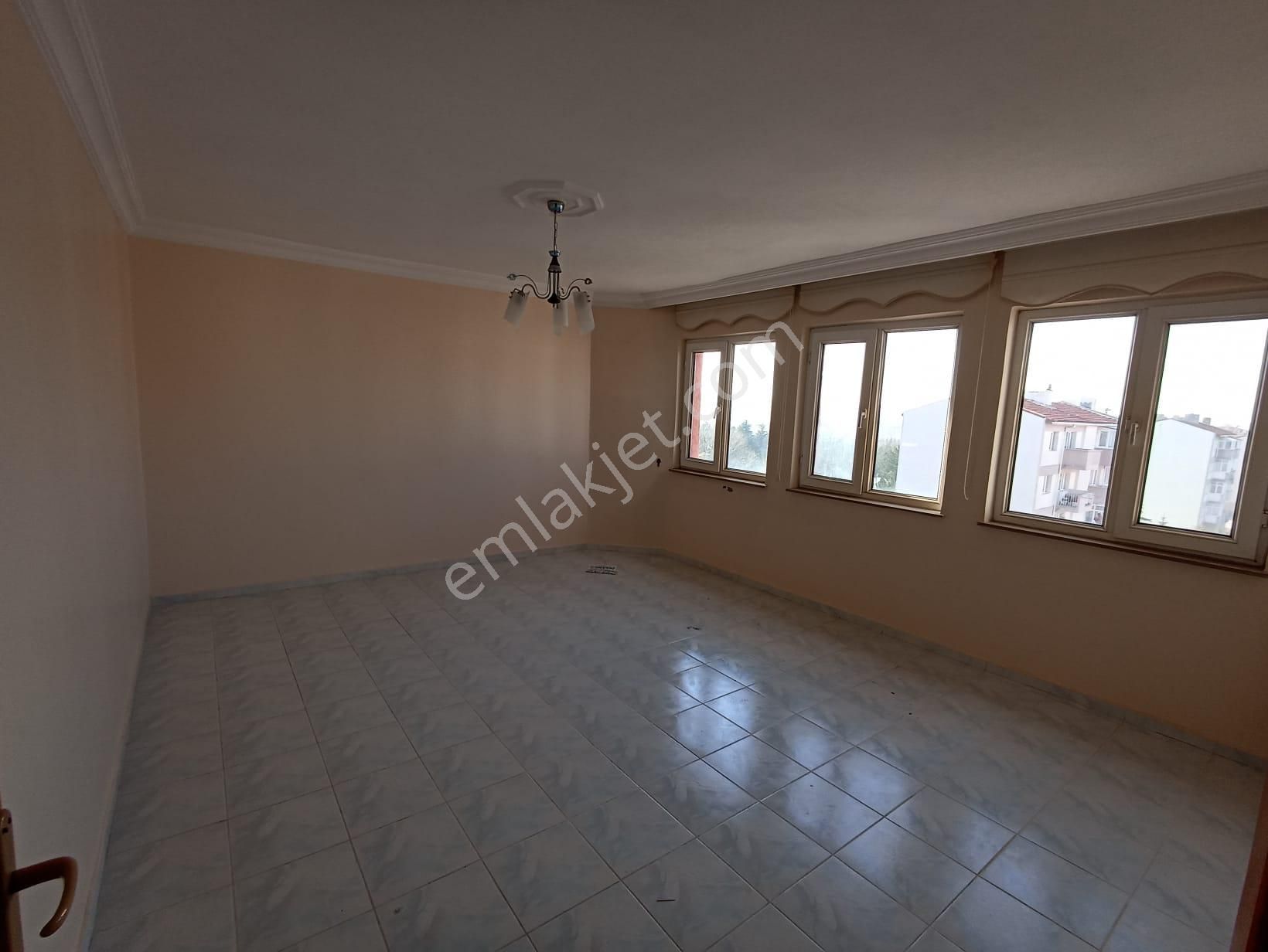 Century 21 Vizyon'dan Çankaya Mah. Yerden Isıtmalı Kiralık 3+1 Daire - Görsel 11