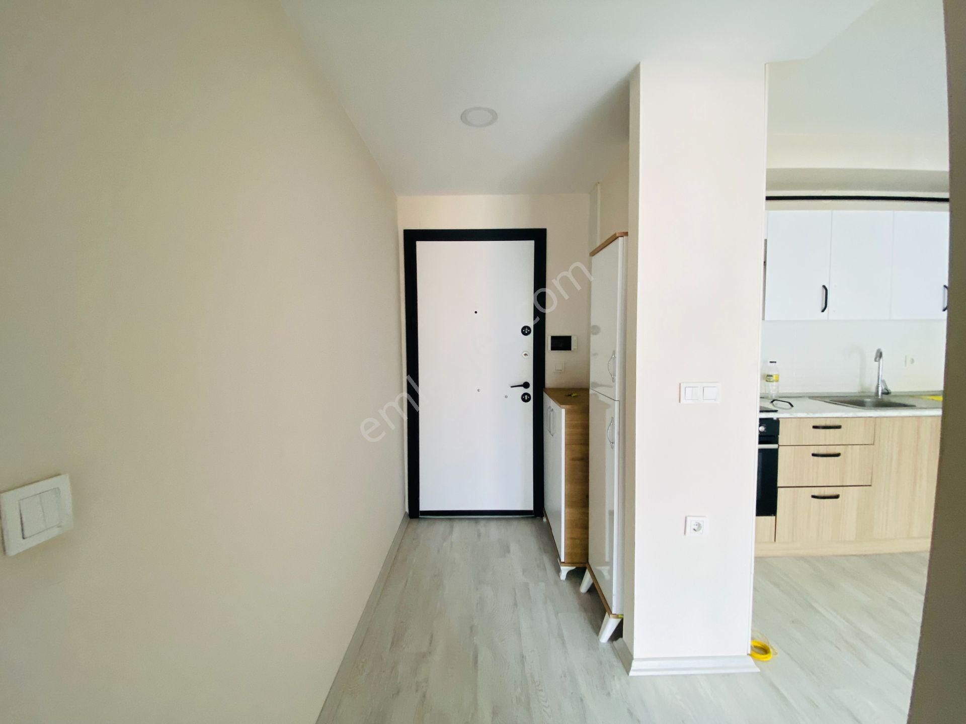 Güven'den Yıldızkentte Caddeye,servslere Yakın Kiralık 1+1 Daire - Görsel 18