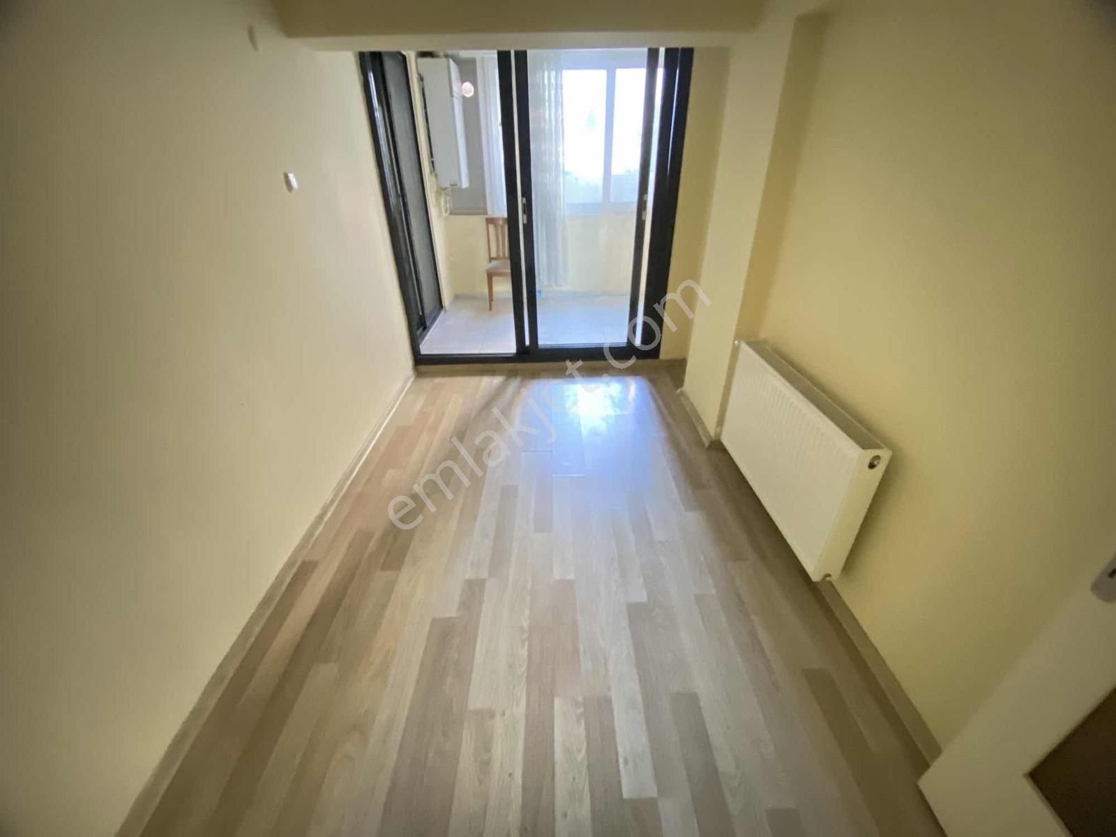 Üçyol Metro Yakını 3+1 Geniş Merkezi Konumda Satılık Daire ! - Görsel 23