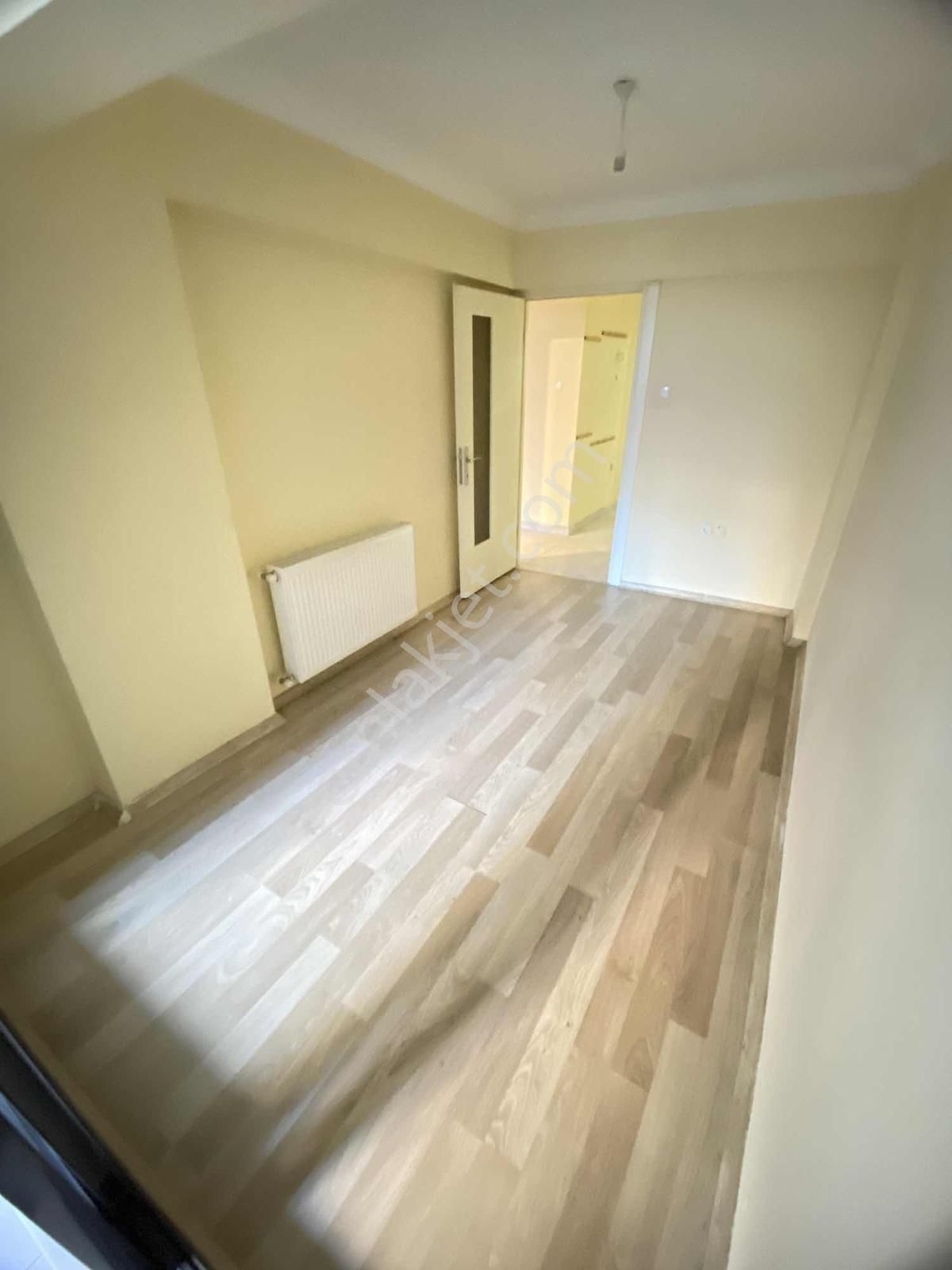 Üçyol Metro Yakını 3+1 Geniş Merkezi Konumda Satılık Daire ! - Görsel 24