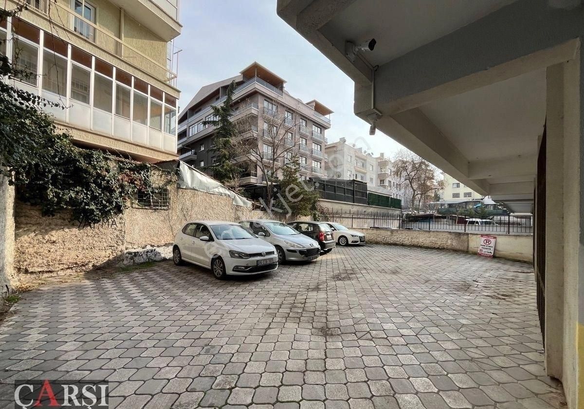 Çarşıdan Metroya Adım Mesafesinde Katta Eşyalı 1+1 - Görsel 14