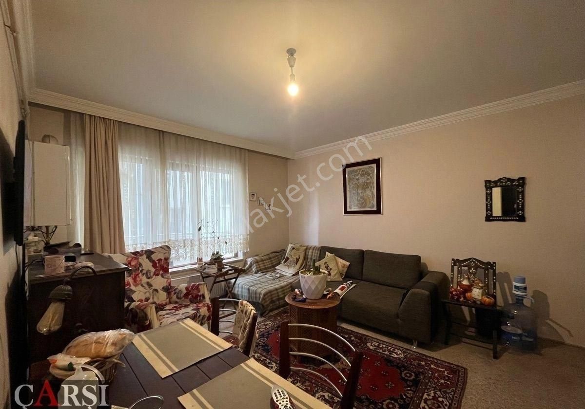 Çarşıdan Metroya Adım Mesafesinde Katta Eşyalı 1+1 - Görsel 6