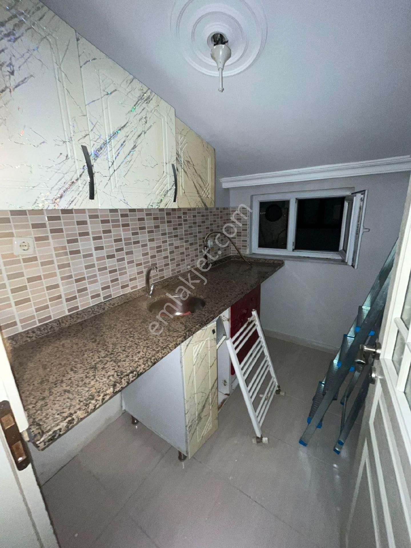 Cebeci Mah. 2+1 80m² Çatı Katı Tramvaya 1 Dk - Görsel 12