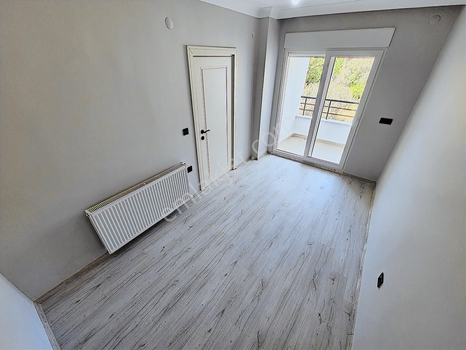 Eu Gayrimenkulden Doğa Manzaralı 5+1 Villa - Görsel 21