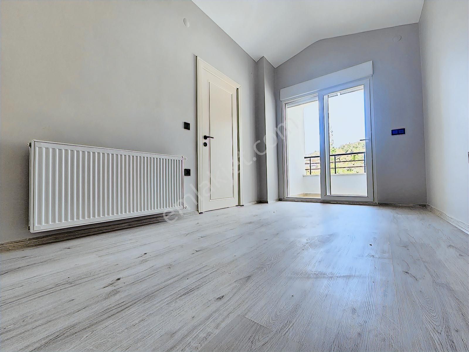 Eu Gayrimenkulden Doğa Manzaralı 5+1 Villa - Görsel 32