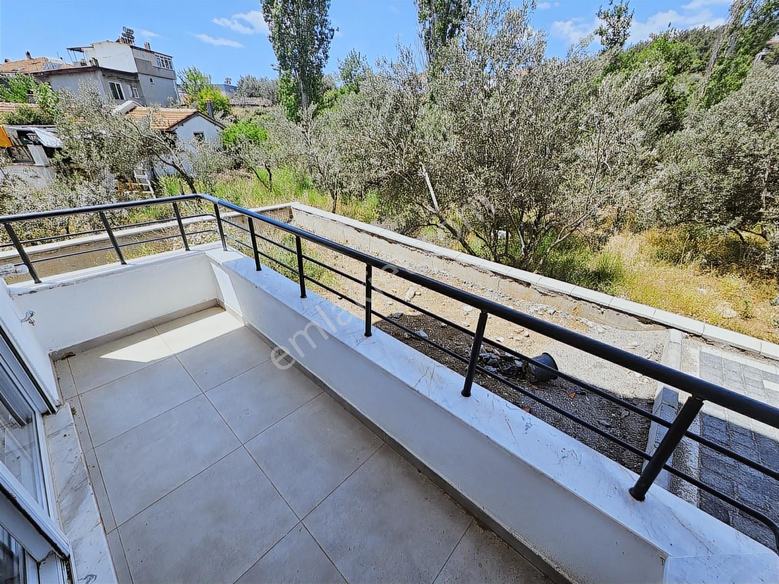 Eu Gayrimenkulden Doğa Manzaralı 5+1 Villa - Görsel 11