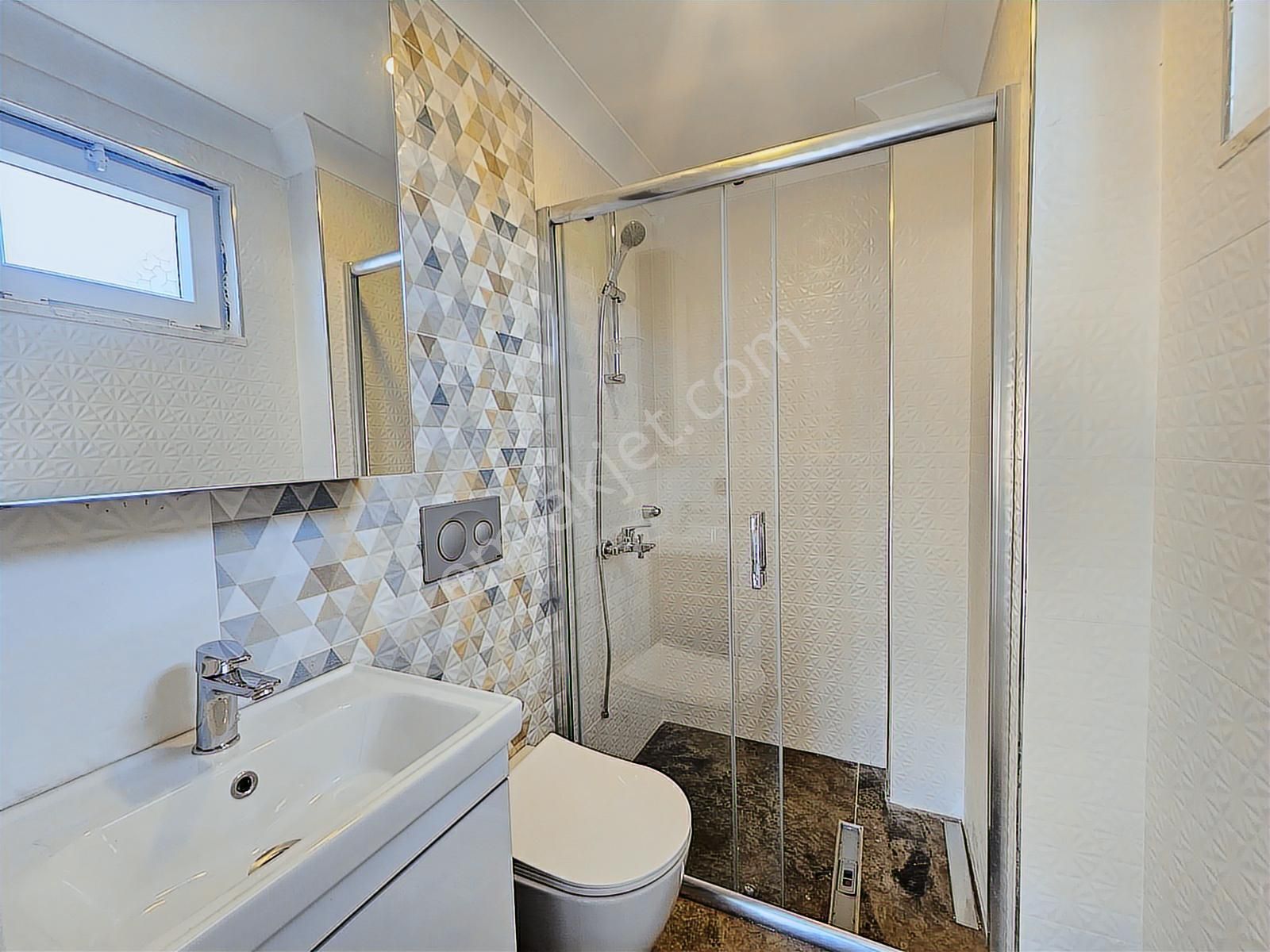 Eu Gayrimenkulden Doğa Manzaralı 5+1 Villa - Görsel 33