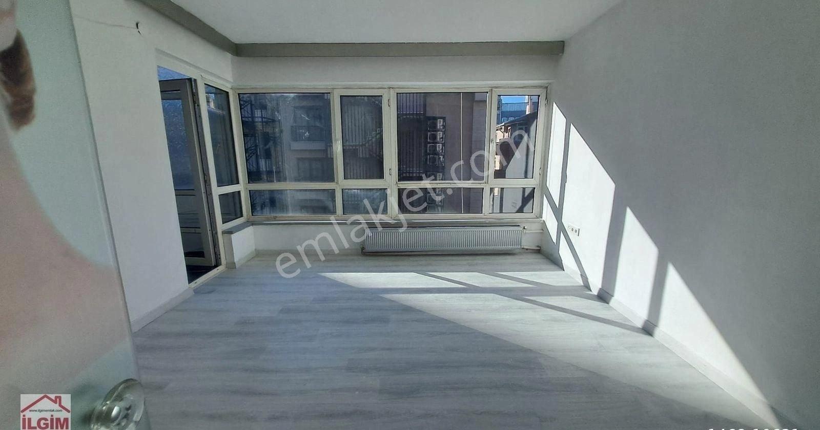 Kızılay Konur Sokakta Katta 1+1 Daire