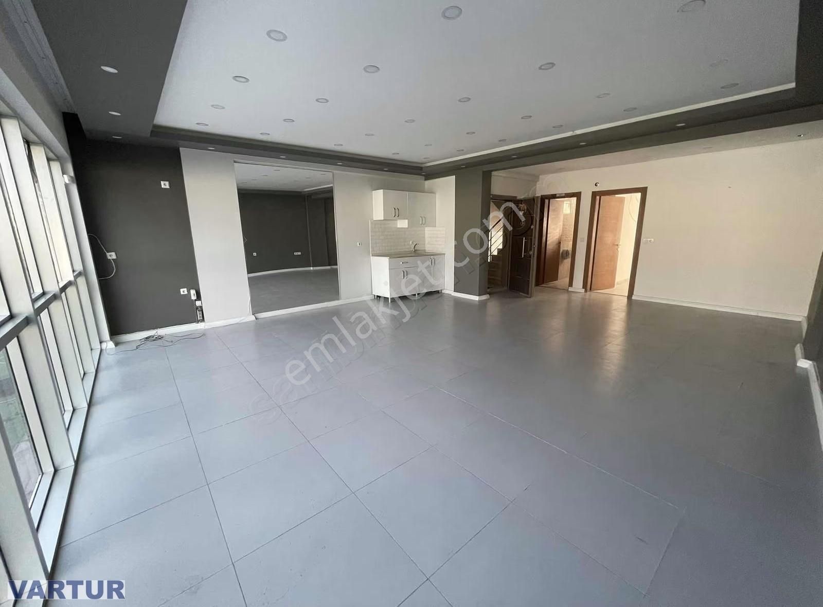 Yergüzlarda 1+1 Kiralık Ofis - Görsel 2