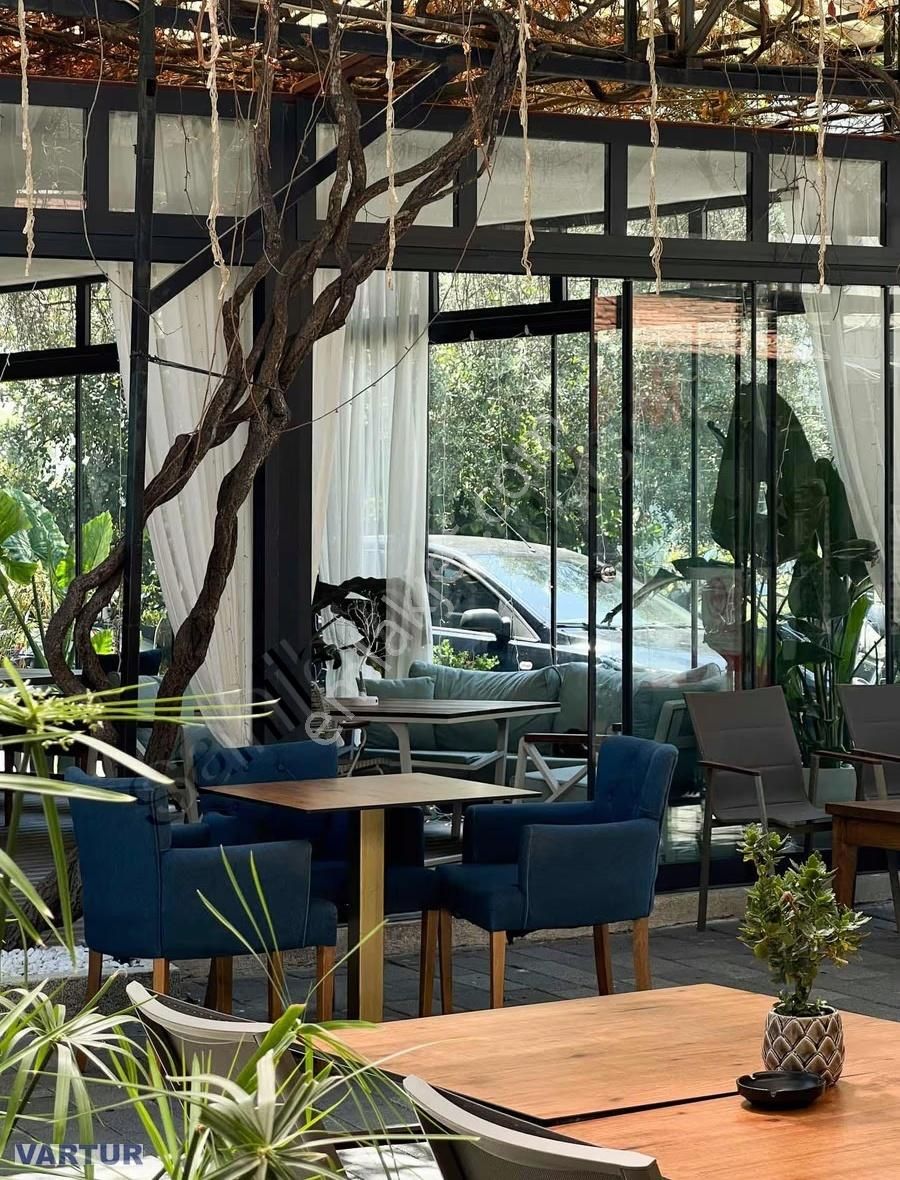 Fethiyenin En İşlek Yerinde Yoğun İnsan Trafiği Olan Pub - Görsel 20