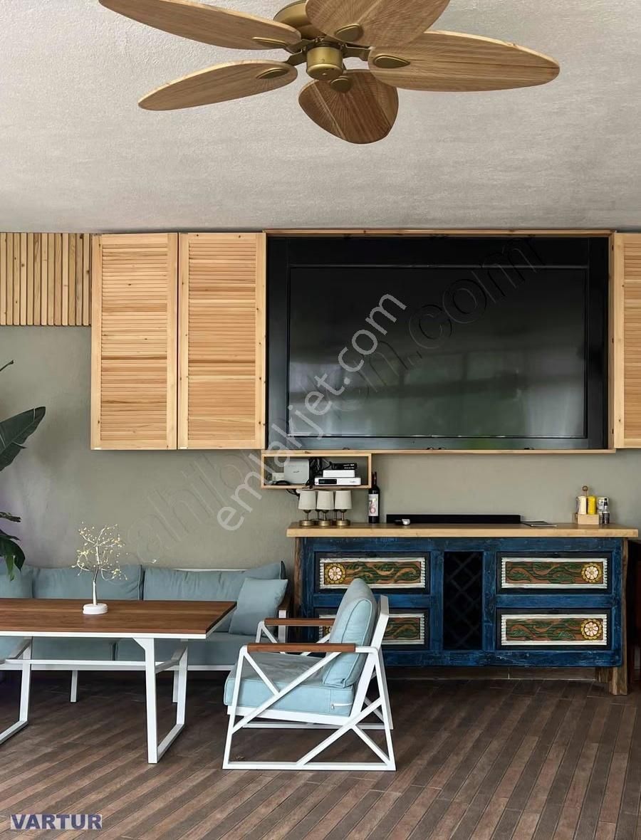 Fethiyenin En İşlek Yerinde Yoğun İnsan Trafiği Olan Pub - Görsel 8