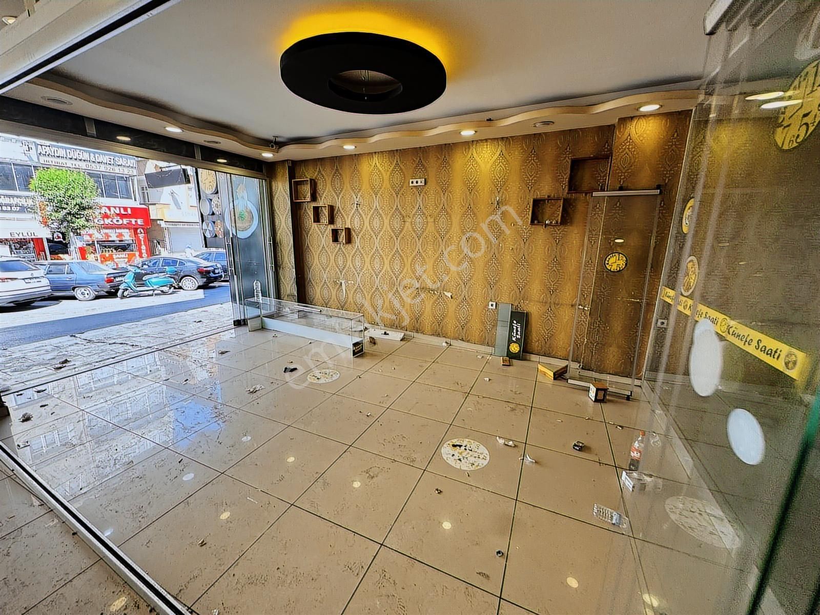 Real Home'dan İkitelli Salı Pazarın'da 250 M2 Kiralık Dükkan - Görsel 22