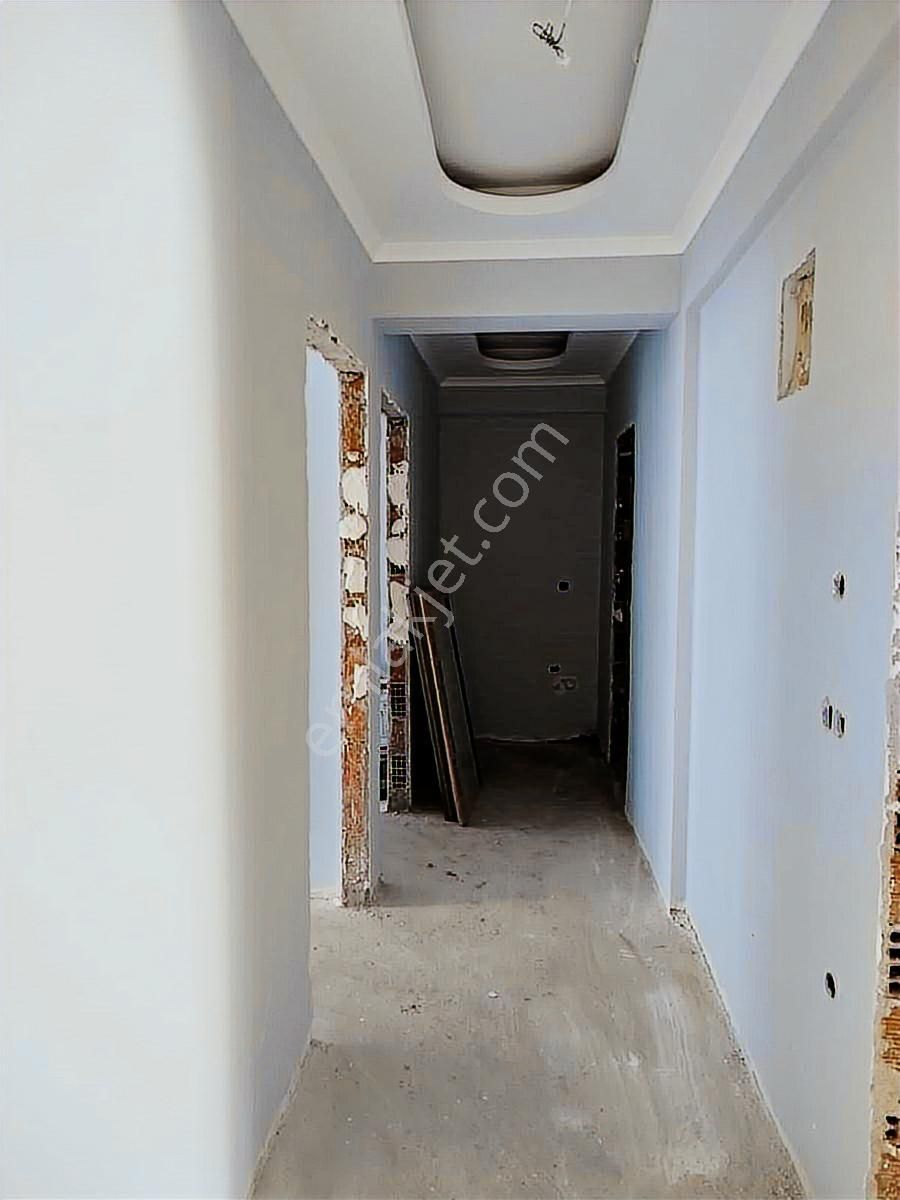 Buca Şirinyer İşçievleri Geniş 2+1 130 Mk Brt Sıfır Bahçeli Dair - Görsel 8