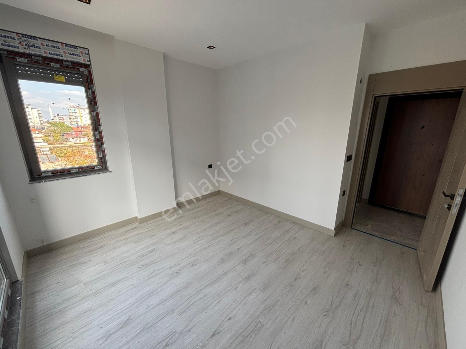 Gazi Mahallesi Havuzlu 2 Bloklu Site İçi Katta Satılık 2+1 Sıfır Daire - Görsel 12