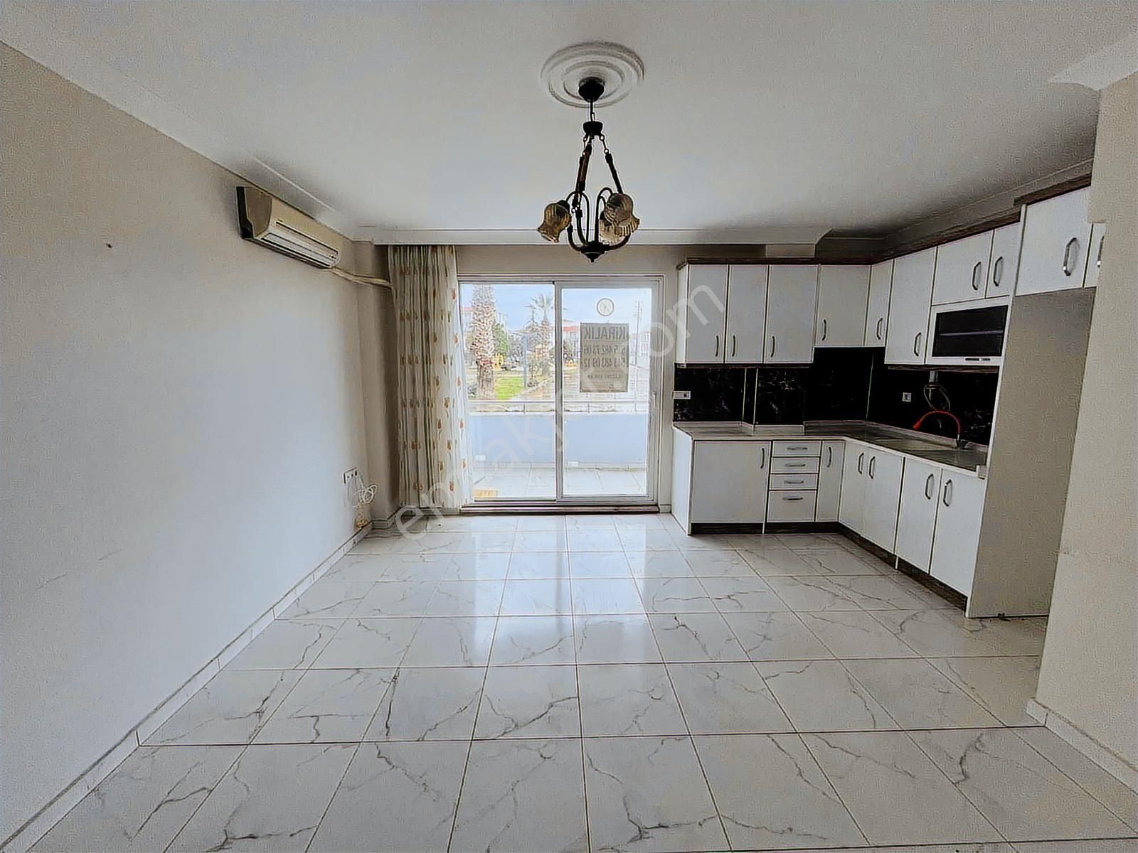 Gömeç'te Merkezi Konumda Önü Açık Kiralık 2+1 Daire - Görsel 14