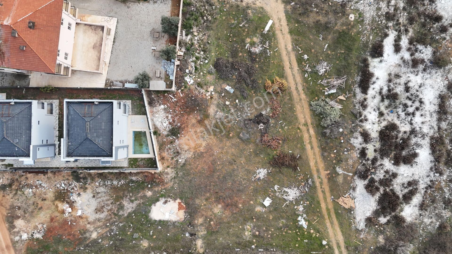 Döşemealtı Altınkale'de İki Adet Müstakil Villa Yapımına Uygun Satılık Arsa - Görsel 3