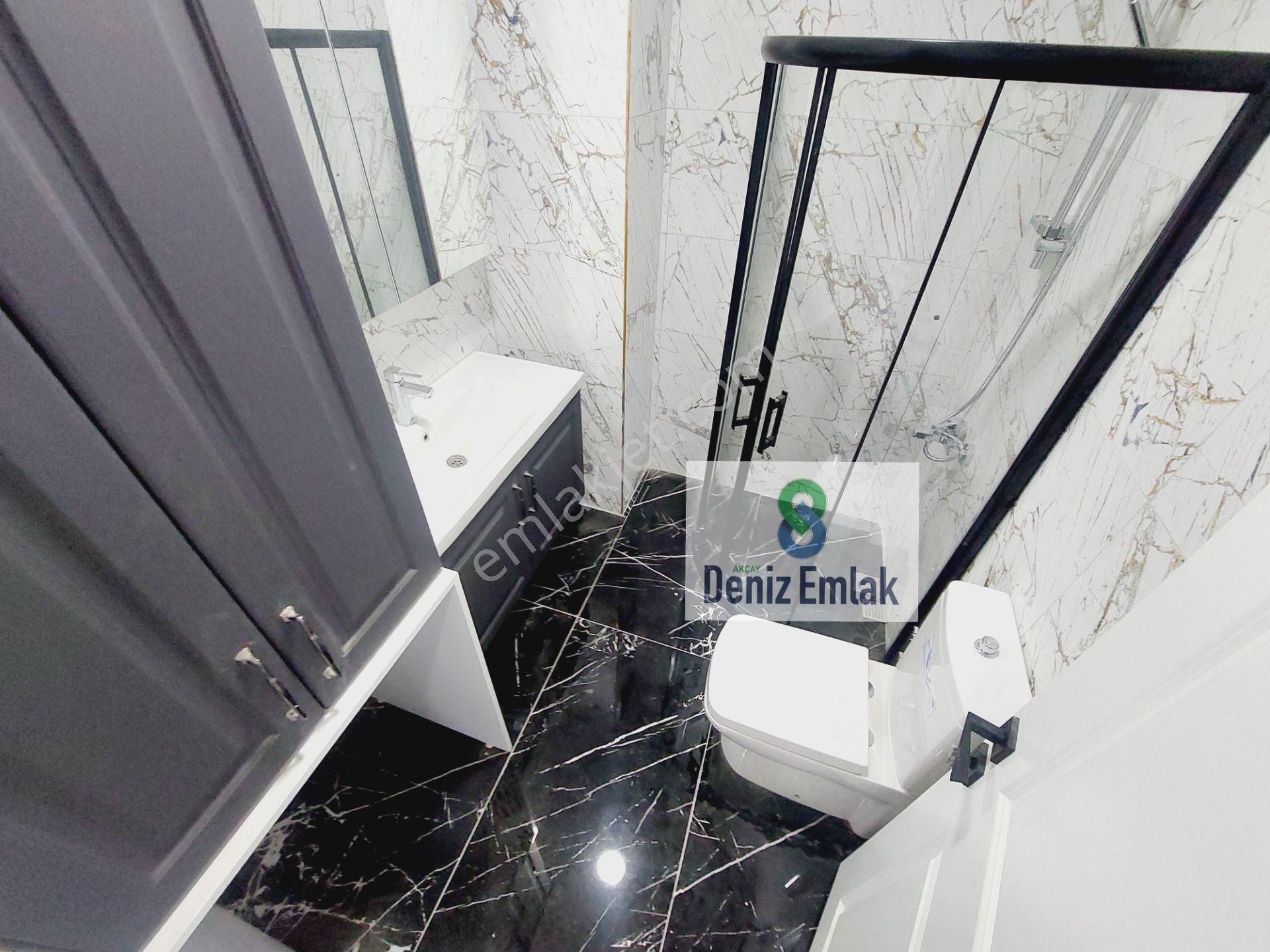 Denizden Akçayda Kapalı Otoparklı Yerden Isıtmalı Satılık 1+1 Daire. - Görsel 18