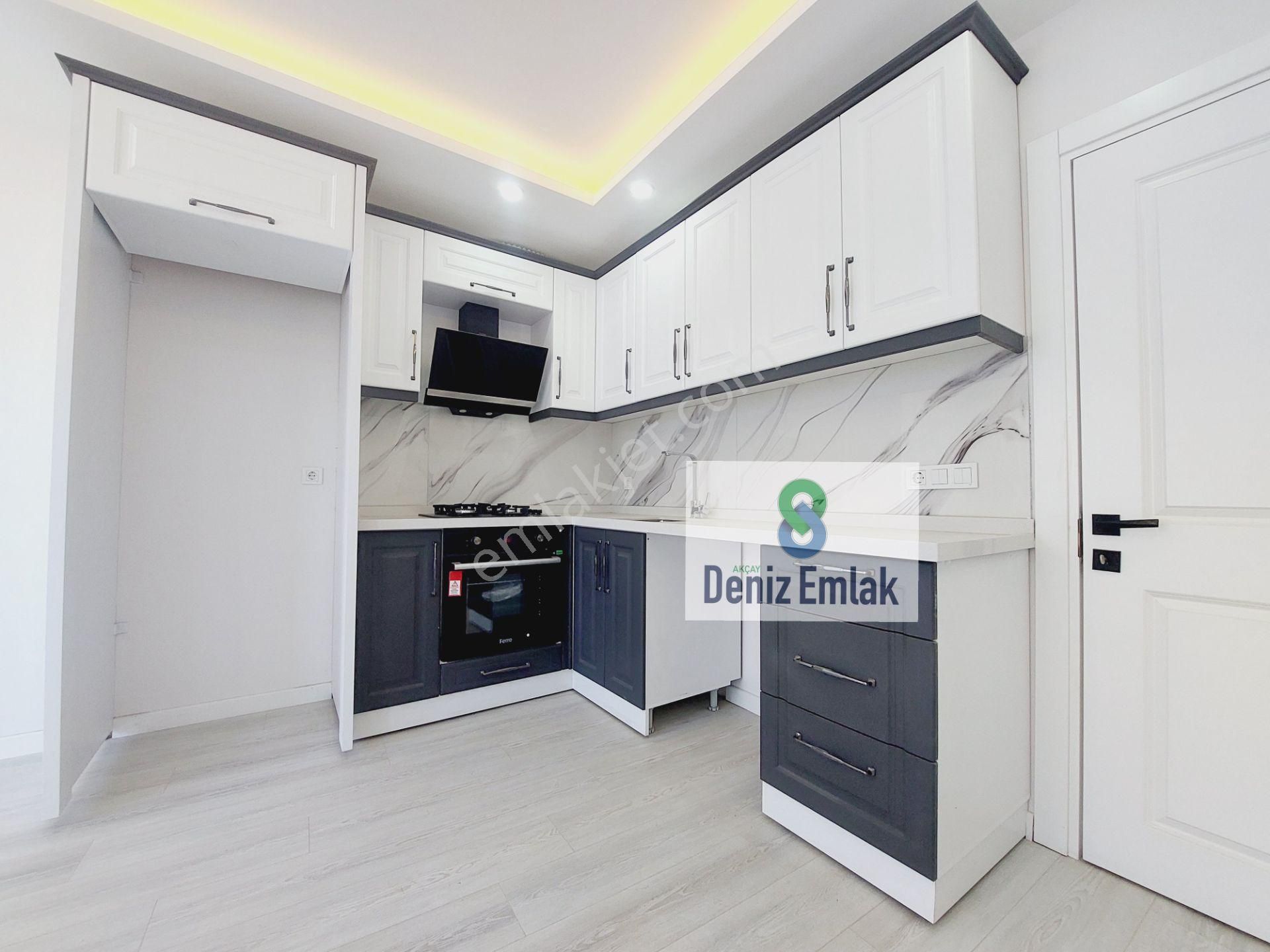 Denizden Akçayda Kapalı Otoparklı Yerden Isıtmalı Satılık 1+1 Daire. - Görsel 3