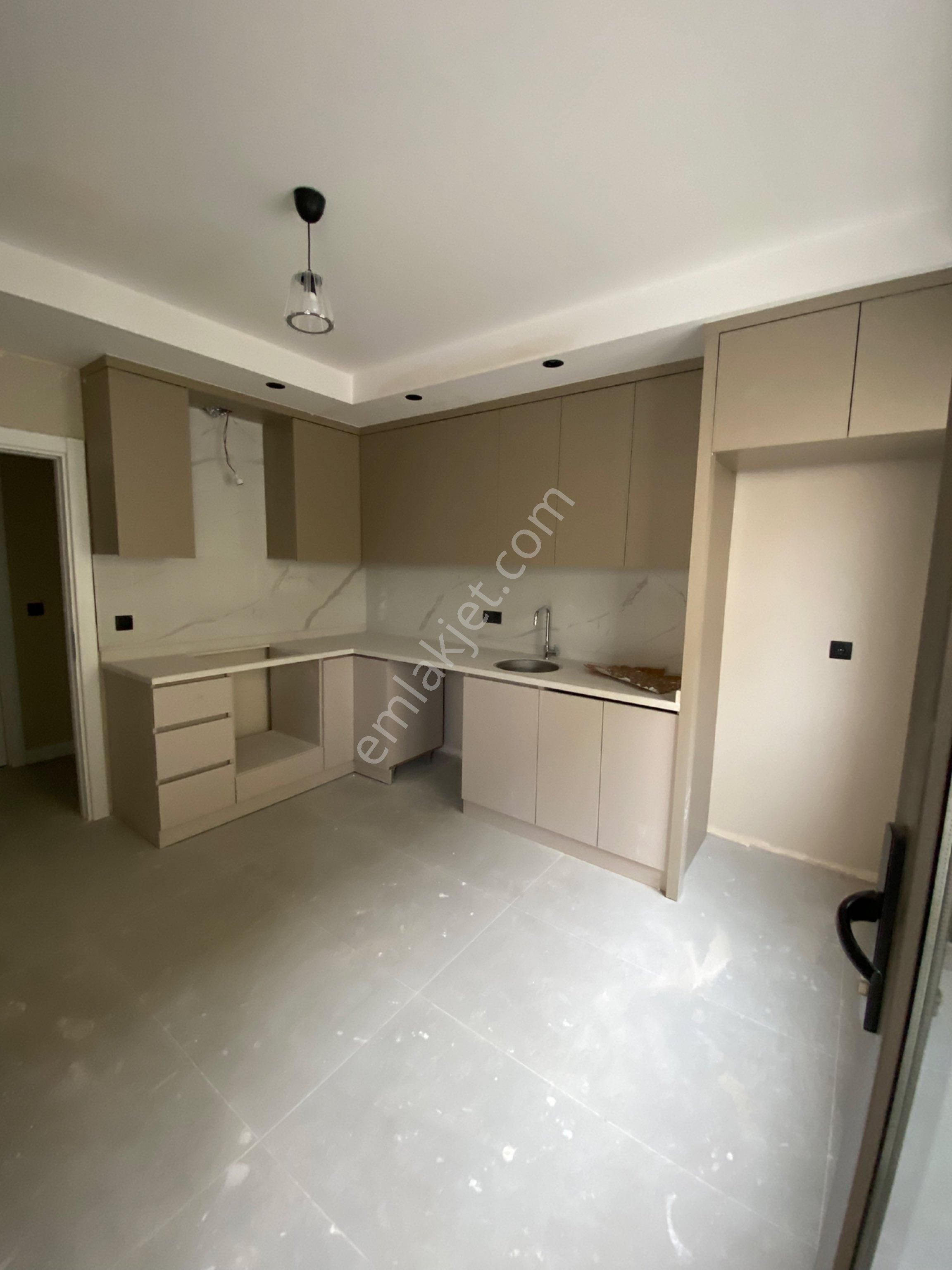 Sarılar Mahallesi’nde Teksin Ekmek Fırını Yanı 2 + 1 Ara Kat Dairemiz Satılıktır - Görsel 2