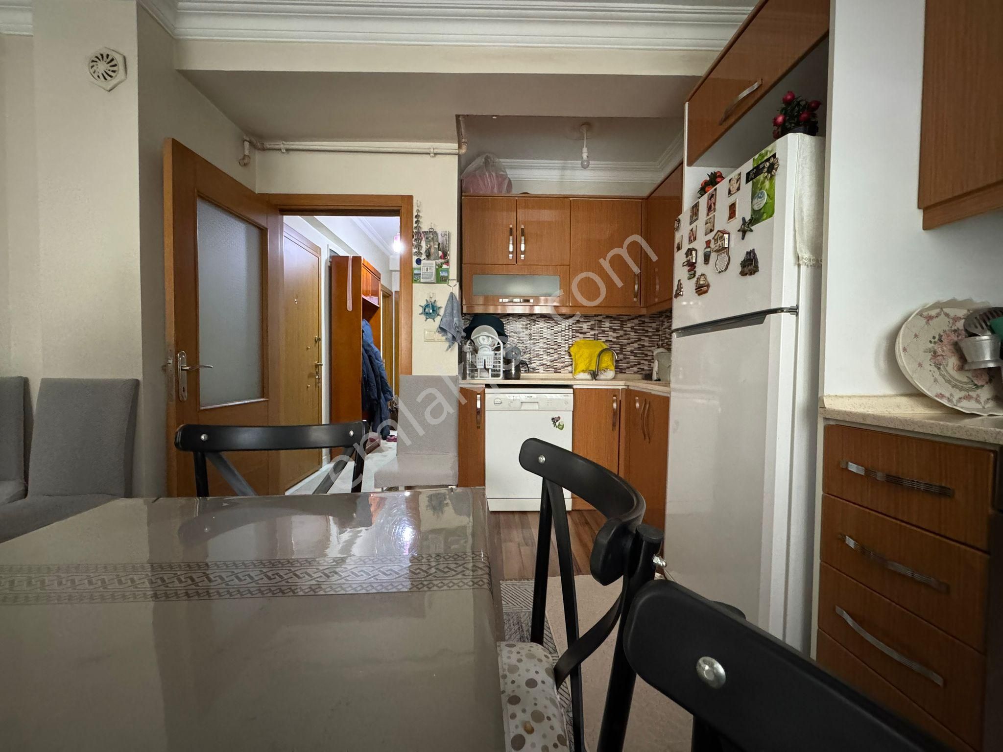 Mollateam Bayrampaşa Murat Mahallesinde Satılık Yüksek Giriş Daire - Görsel 4