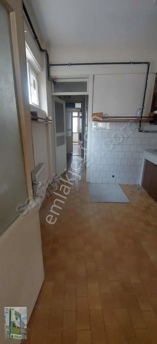 Şahlan Emlaktan Kiralık Çarşı İçerisinde Eşyalı Daireler - Görsel 5