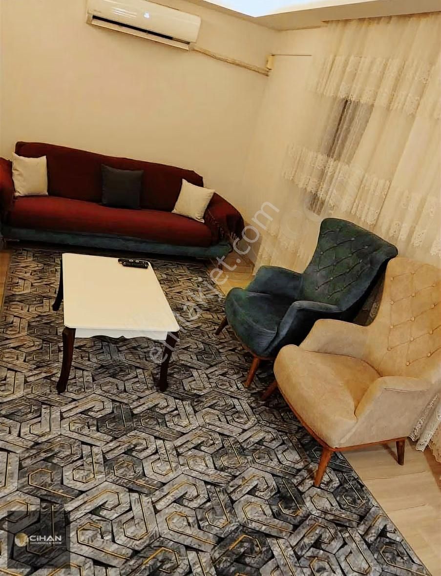 Kuşadası Merkez Çarşıda Çatı Dubleks 6+1daire - Görsel 14