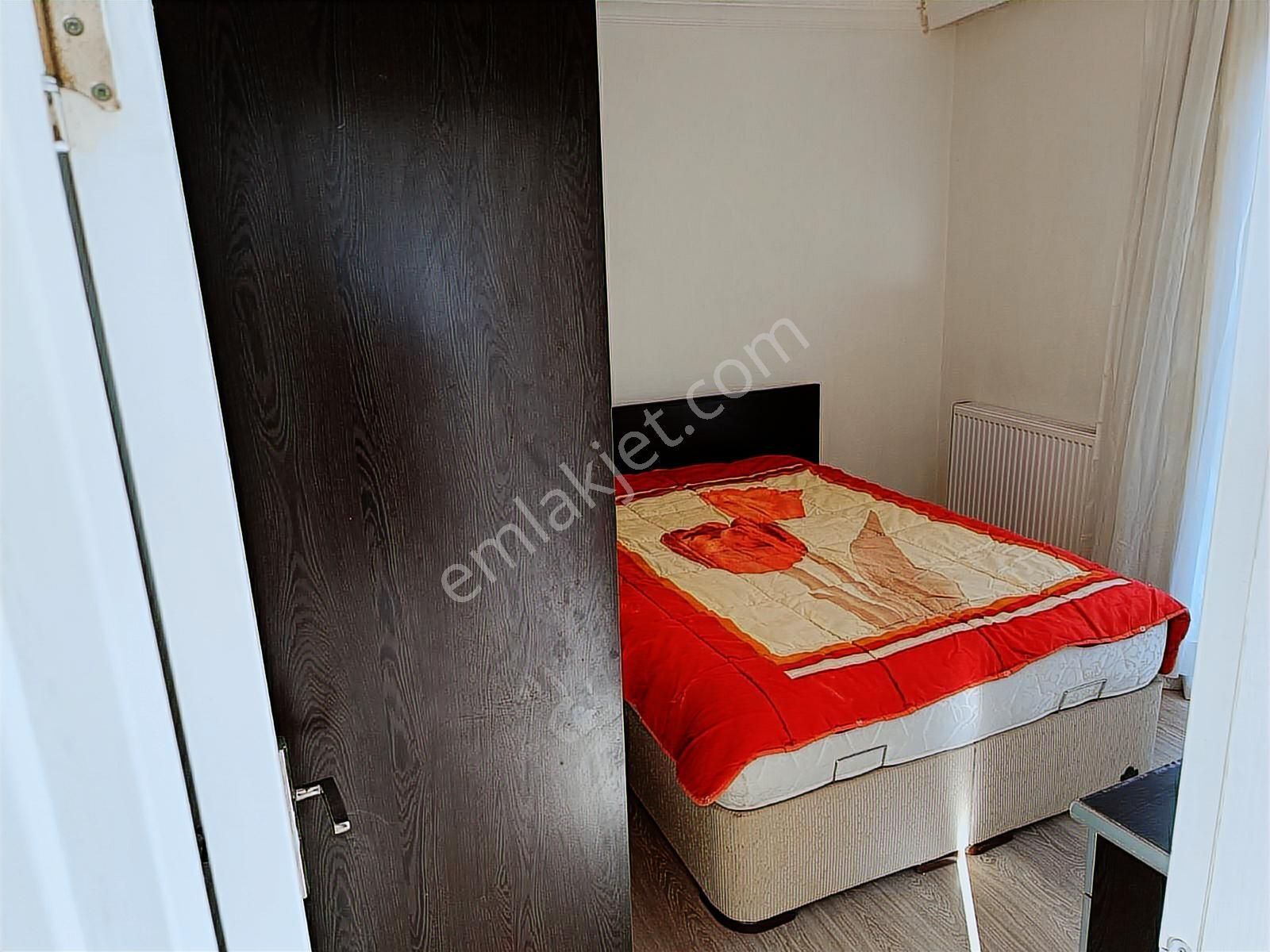 Kuşadası Merkezde Doğalgazlı Eşyalı 2+1 Yürüyüş Mesafesi Kiralık - Görsel 23