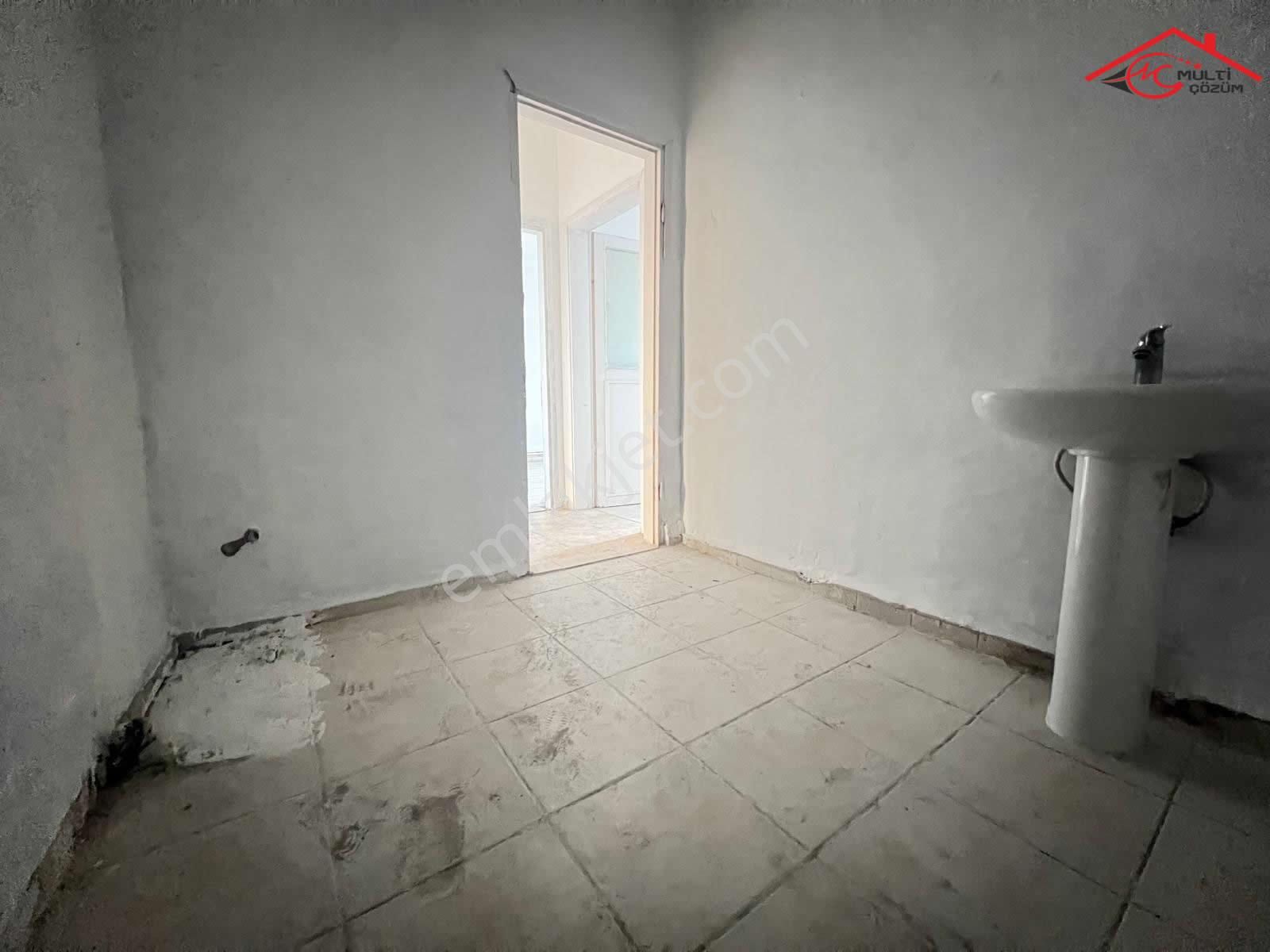 Yenibosna Fevzi Çakmak Mahallesinde Kiralık Bekara Uygun 3+1 Daire - Görsel 20