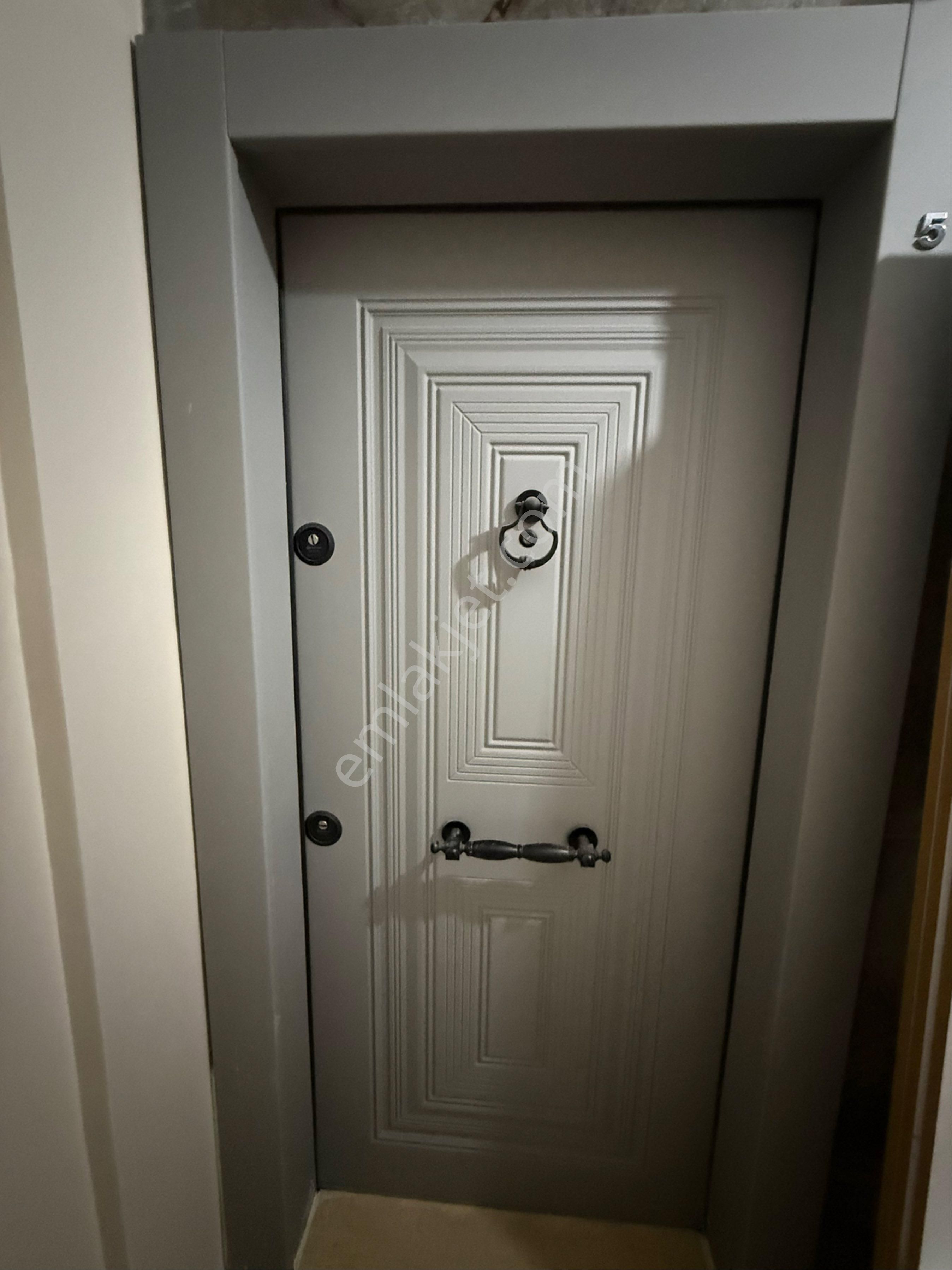 Tuna Mahallesinde Çamaşır Odalı, Yerden Isıtmalı Lüks 3+1 - Görsel 7