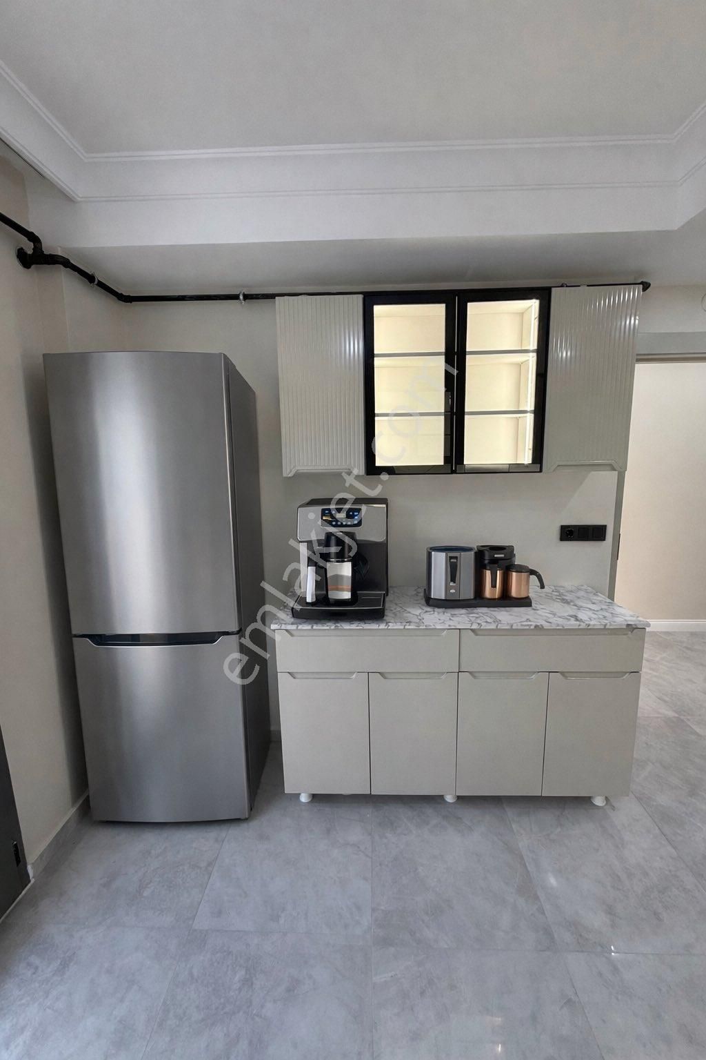 Tuna Mahallesinde Çamaşır Odalı, Yerden Isıtmalı Lüks 3+1 - Görsel 5