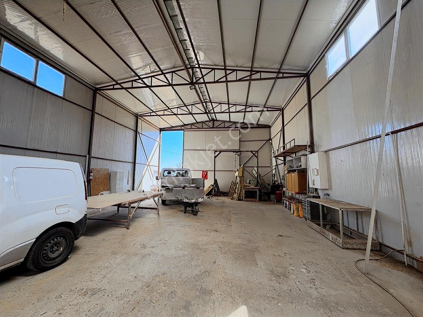 Çakırlarda Toplamda 450 M2 Hazır Bölmeli Lüx Ofisli Depo Dükkan - Görsel 5