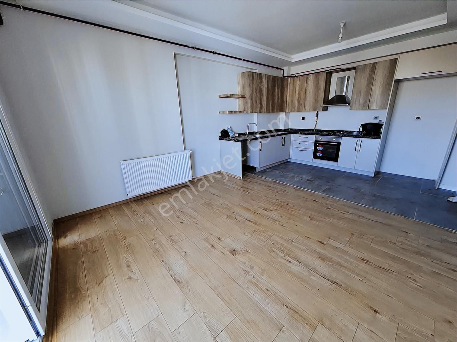 Atıcı'dan Havuzlu Güvenlikli İskanlı Kombili 2+1 Satılık