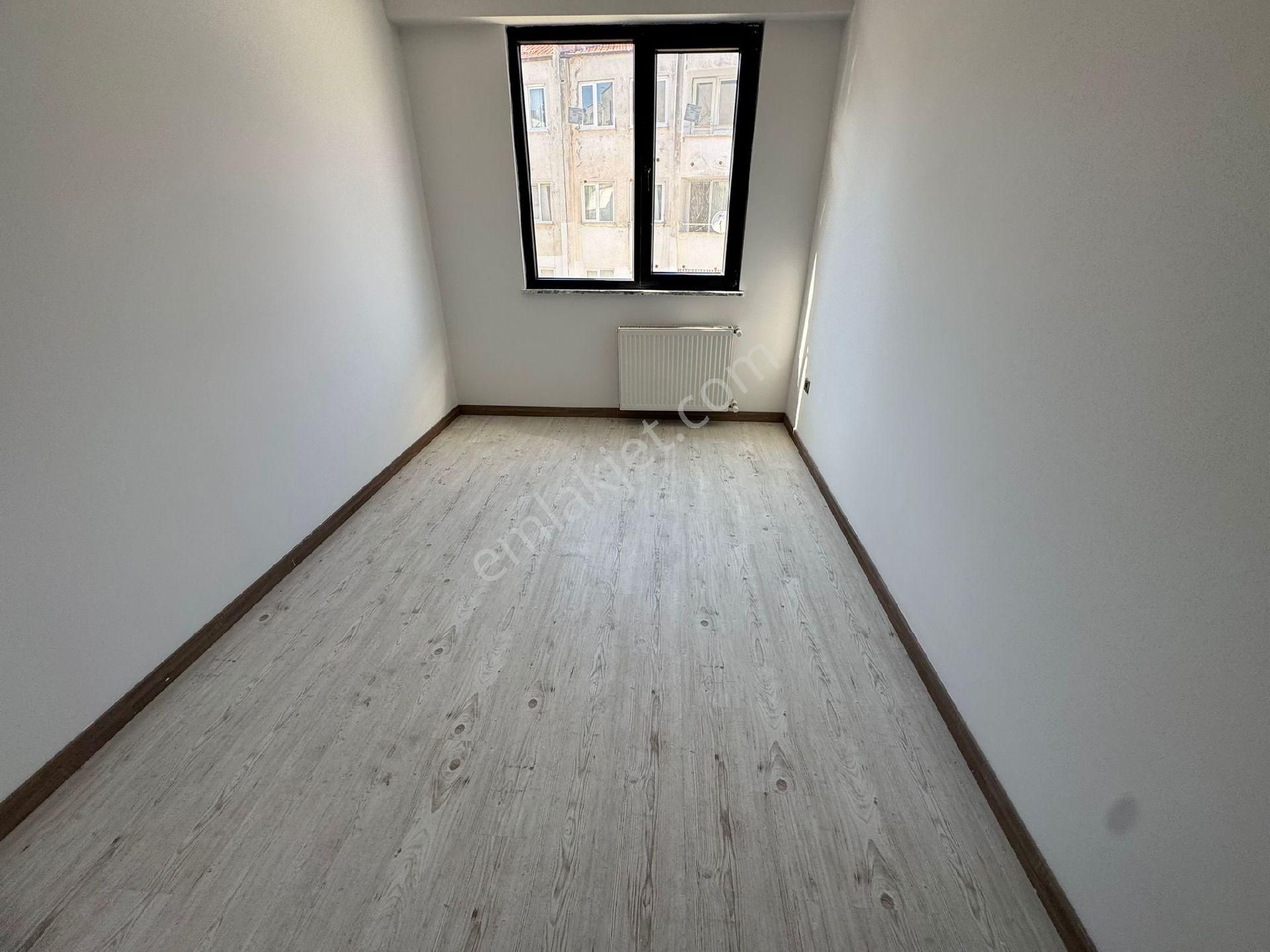 Edremit Askeri Lojman Civarı Kiralık Sıfır Arakat - Görsel 16