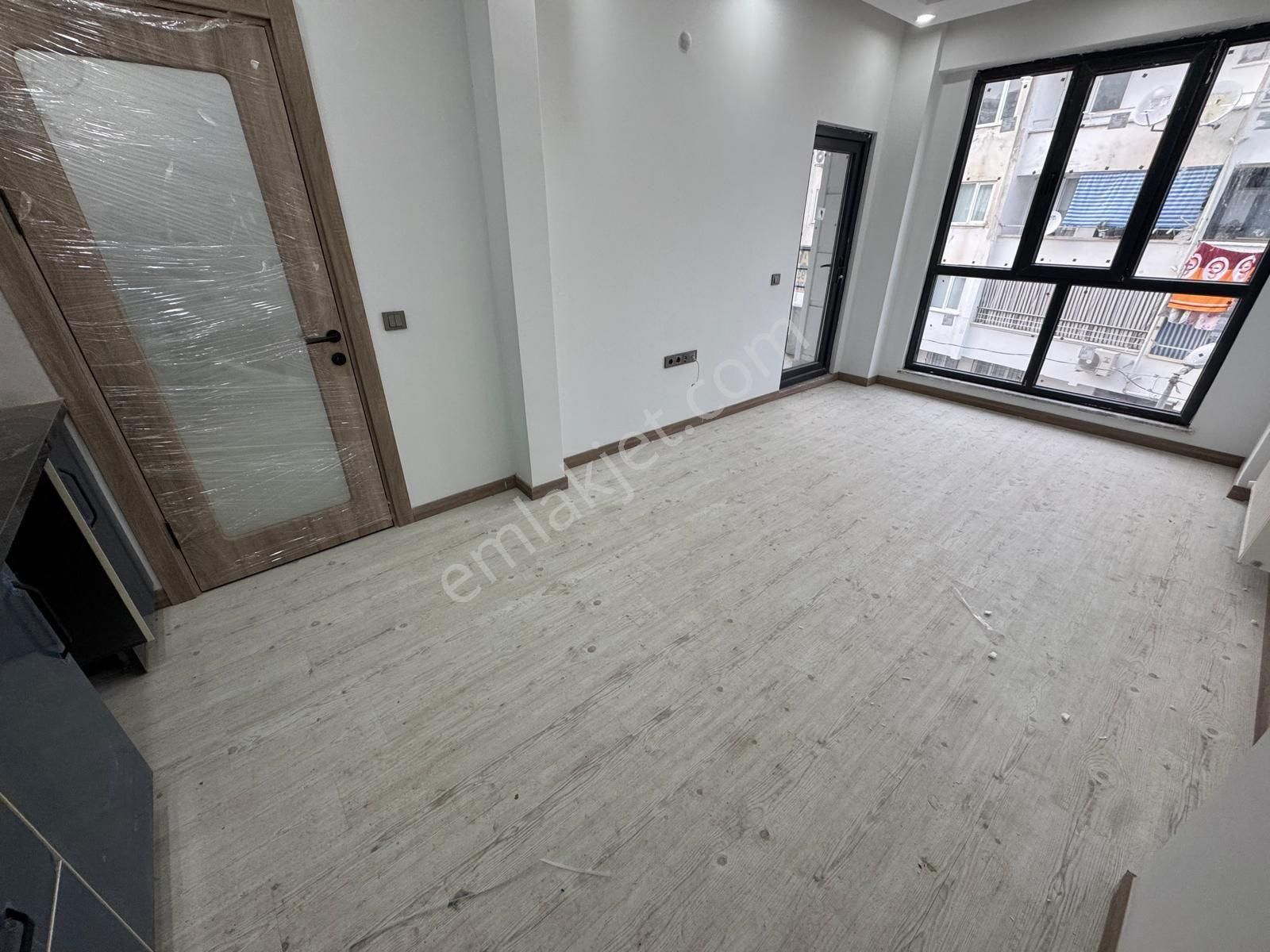 Edremit Askeri Lojman Civarı Kiralık Sıfır Arakat - Görsel 4