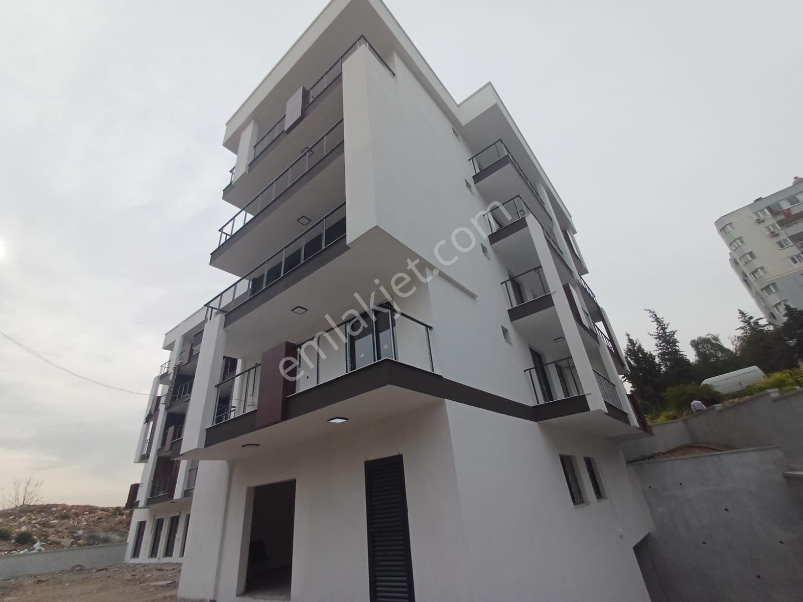 İzmir Buca Üniv Yakını Sıfır 1+1 Ara Kat - Görsel 2