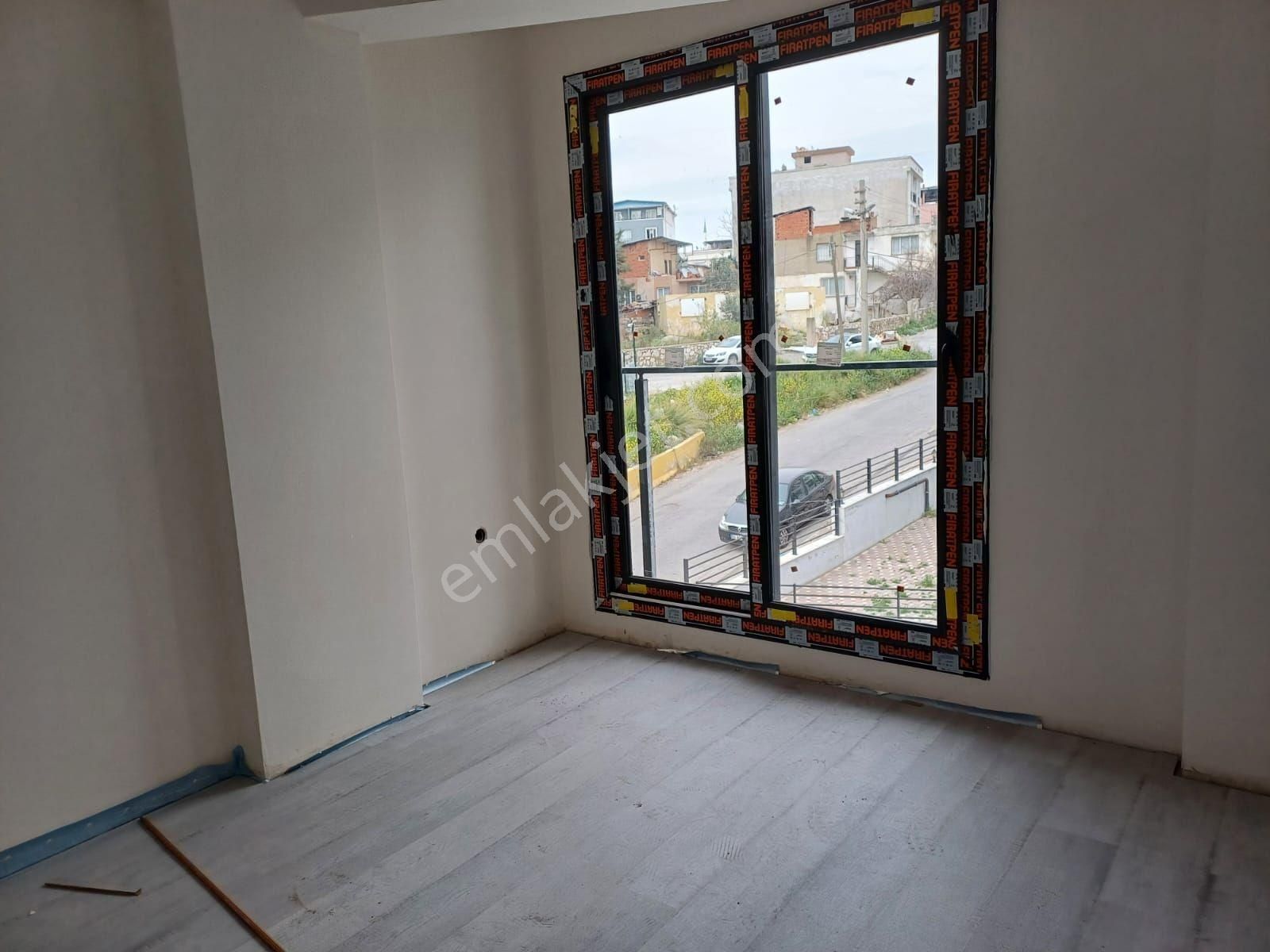 İzmir Buca Üniv Yakını Sıfır 1+1 Ara Kat - Görsel 3