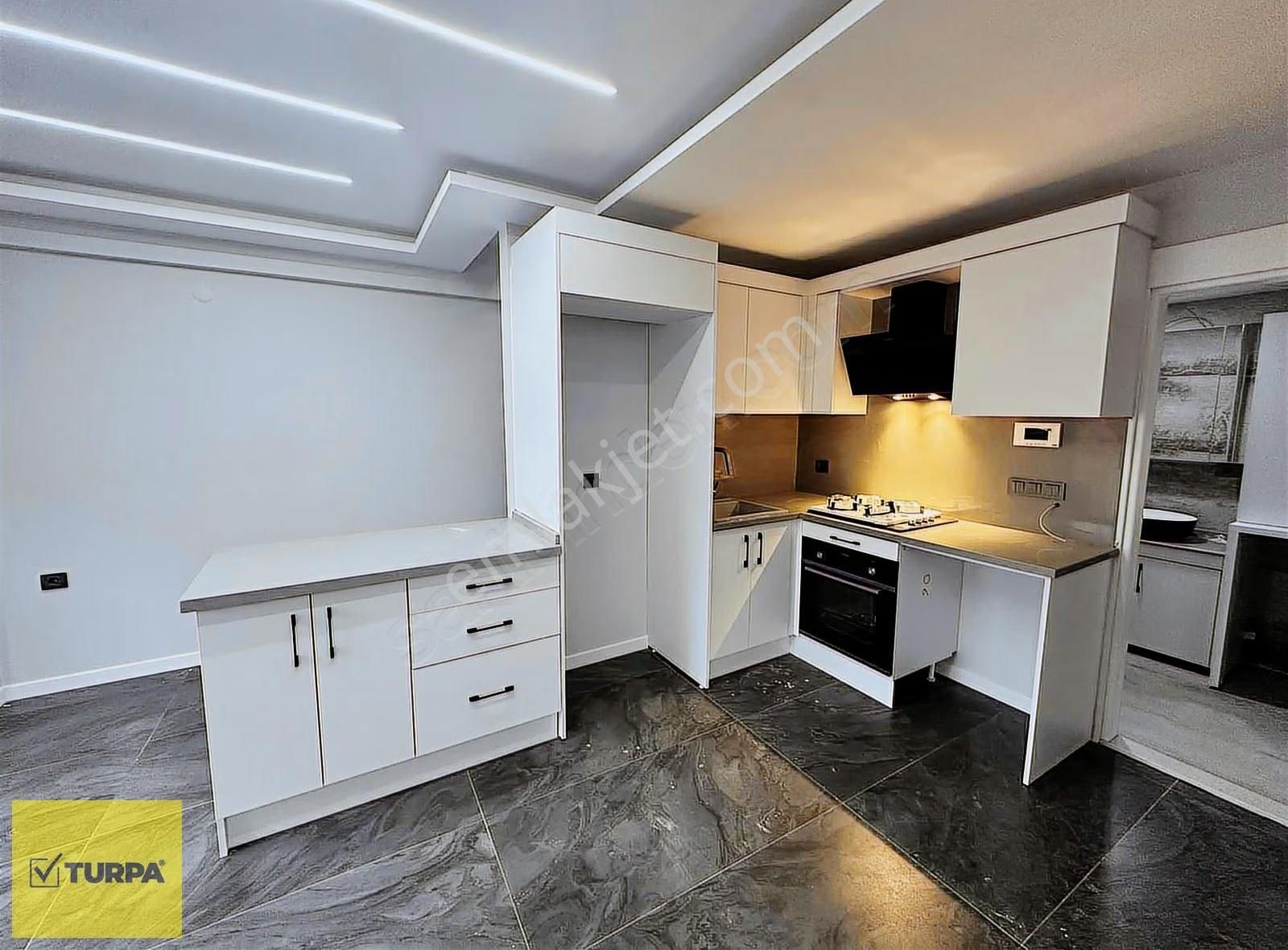 Ekonomi Ü.yakını Deniz Manzaralı Sıfır Satılık 3+1 Dubleks Daire