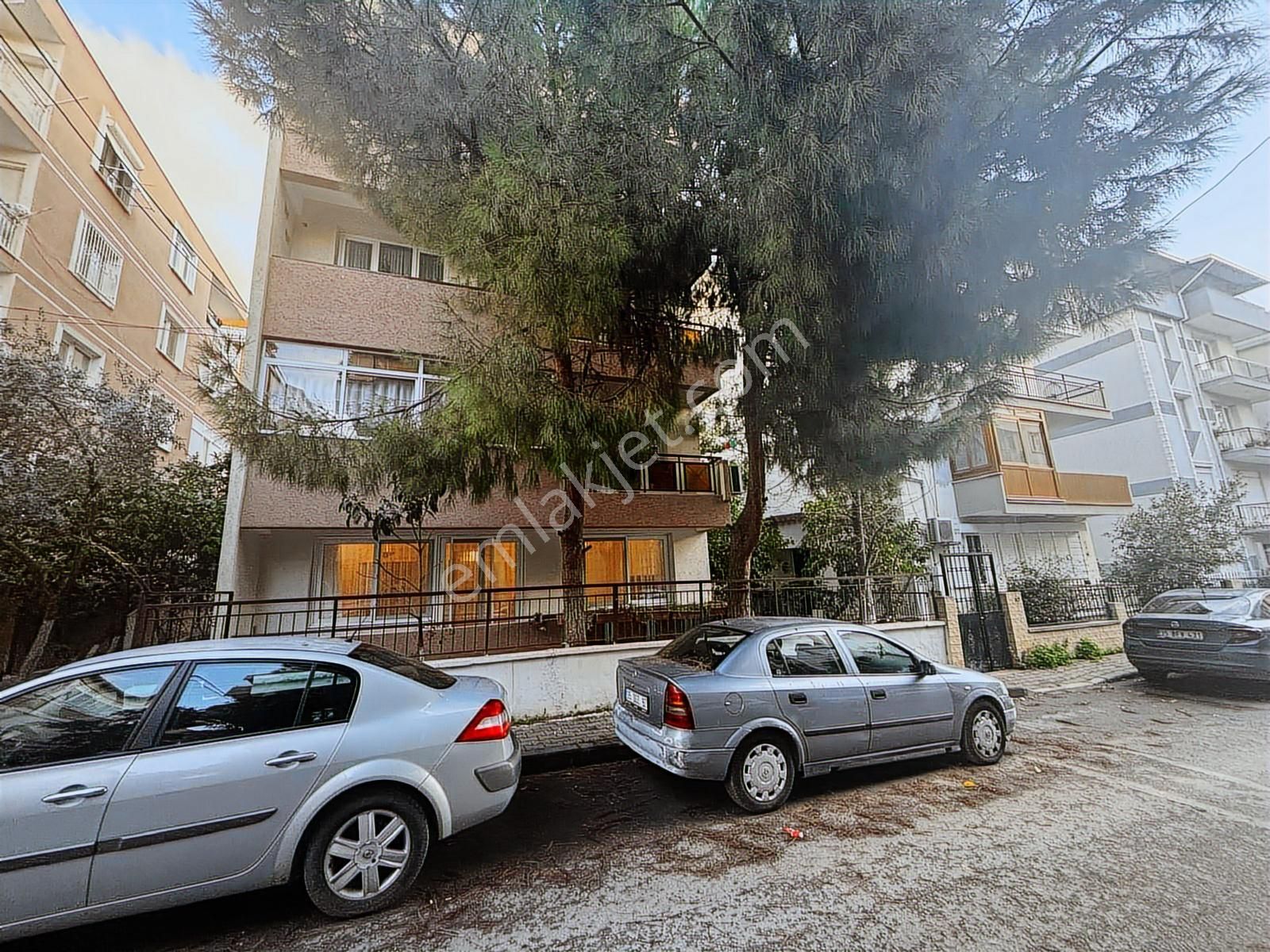 İzmir Buca Vali Rahmi Bey Mah. Satılık 170 M2 Yüksek Giriş Daire - Görsel 35