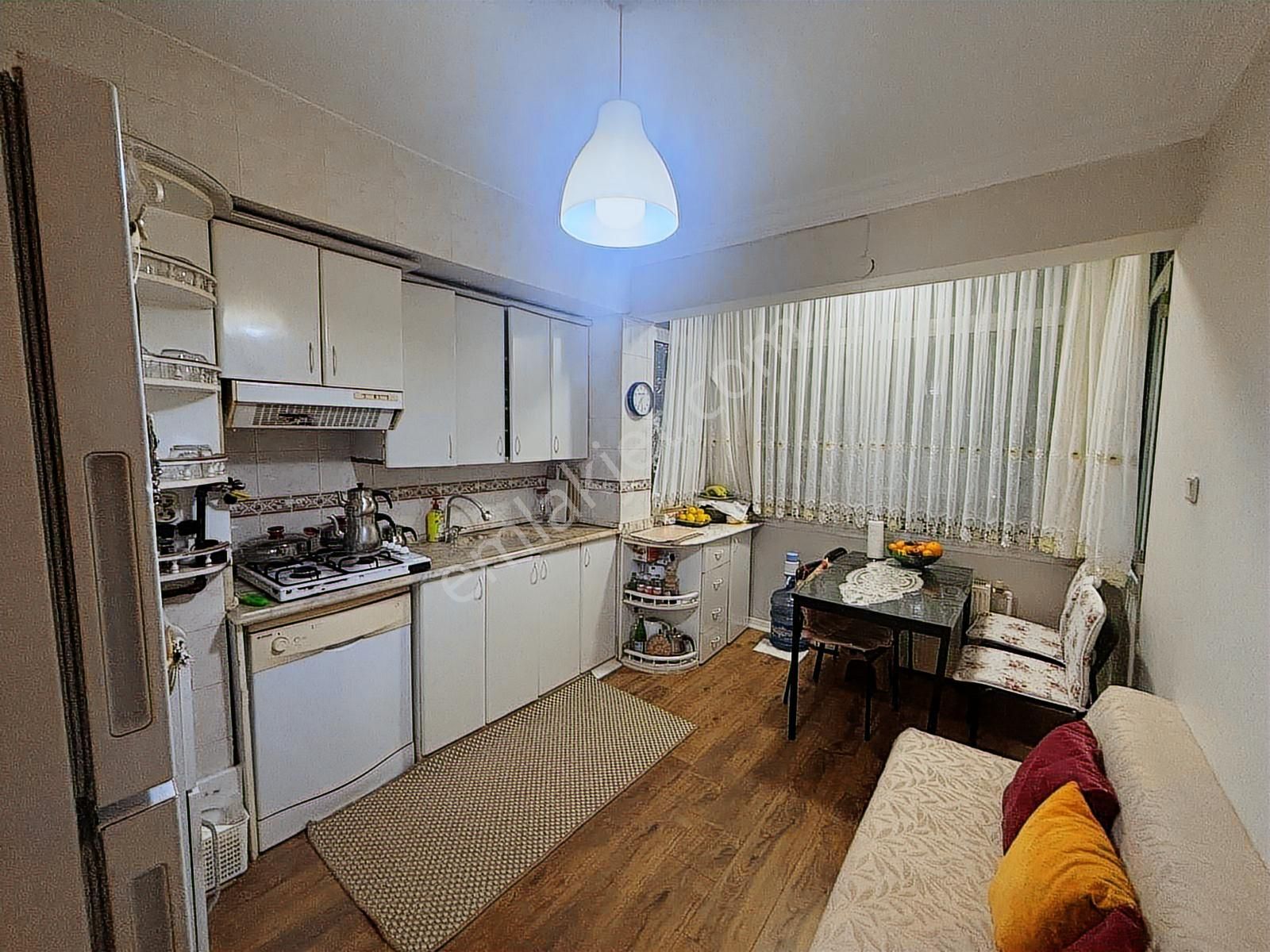 İzmir Buca Vali Rahmi Bey Mah. Satılık 170 M2 Yüksek Giriş Daire - Görsel 7