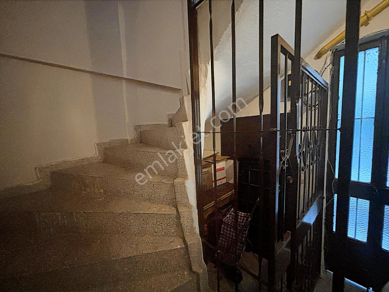 İzmir Buca Vali Rahmi Bey Mah. Satılık 170 M2 Yüksek Giriş Daire - Görsel 14