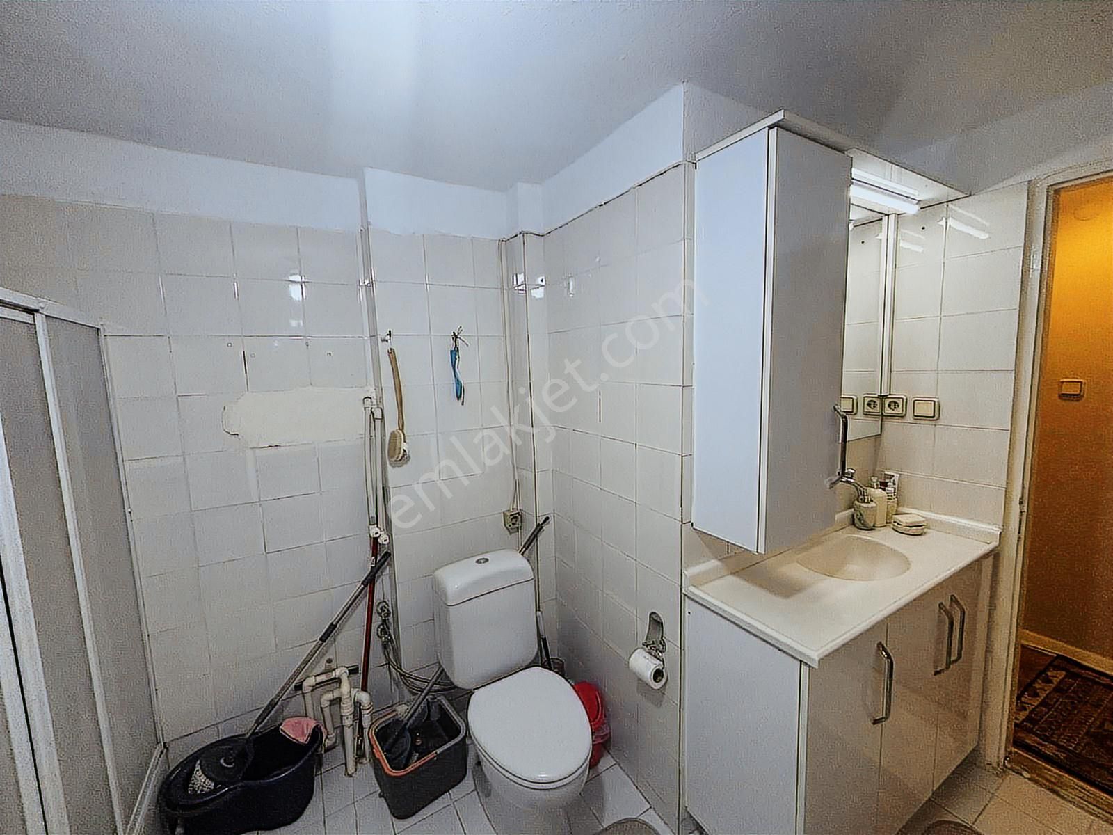 İzmir Buca Vali Rahmi Bey Mah. Satılık 170 M2 Yüksek Giriş Daire - Görsel 6