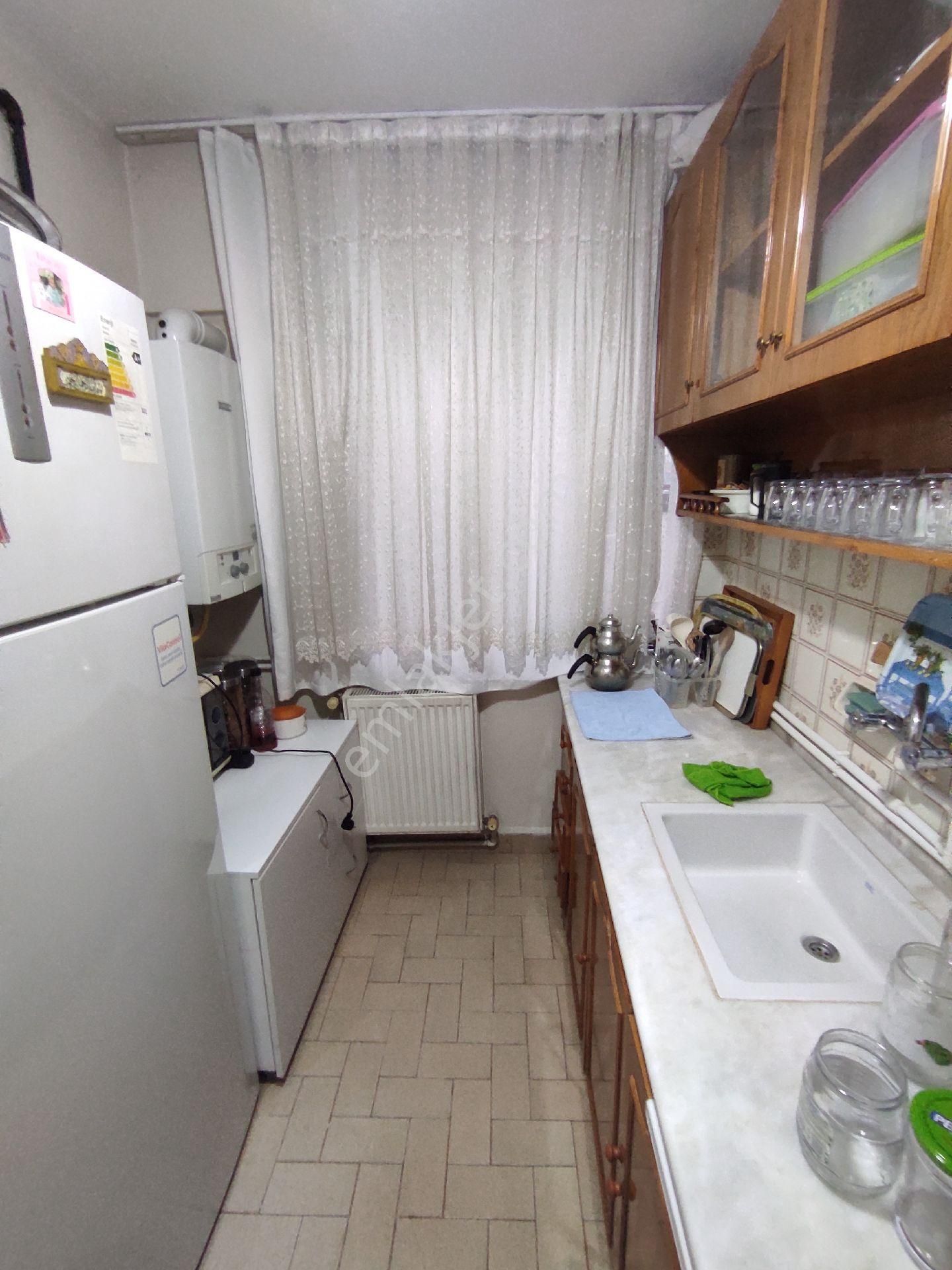 Trabzon Aydınlıkevler Birlik Sitesinde Satılık 90m2 2+1 Daire, - Görsel 12