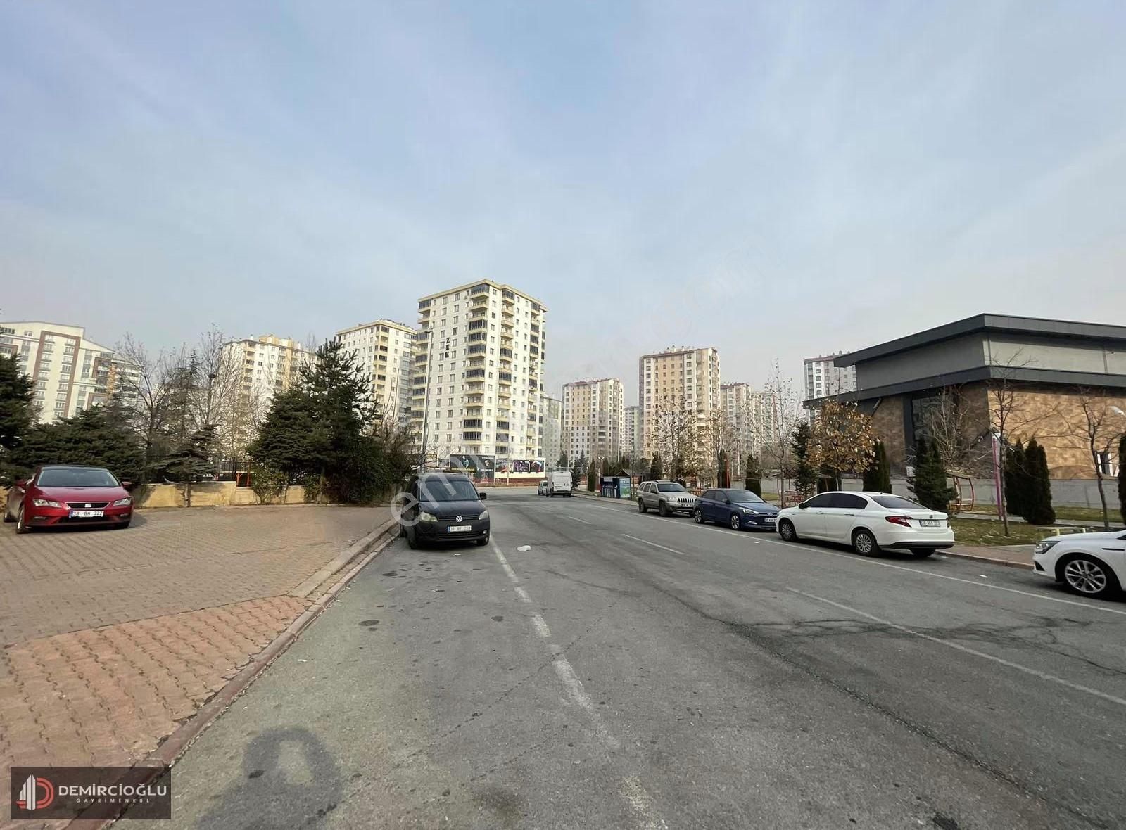 Tramvay Hattında/üniversitelere Komşu/4+1/fırsat Dairesi - Görsel 24