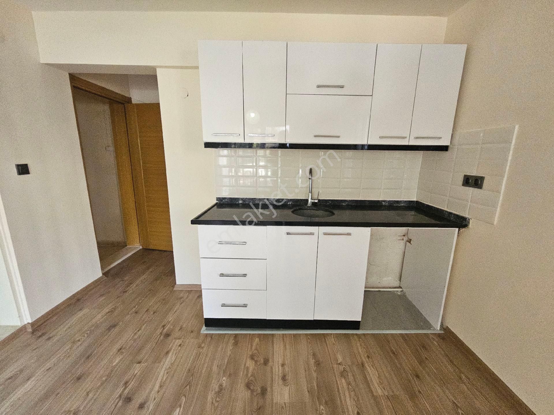 Didim Çamlıkta Denize Yakınsatılık 1+1 Daire - Görsel 3