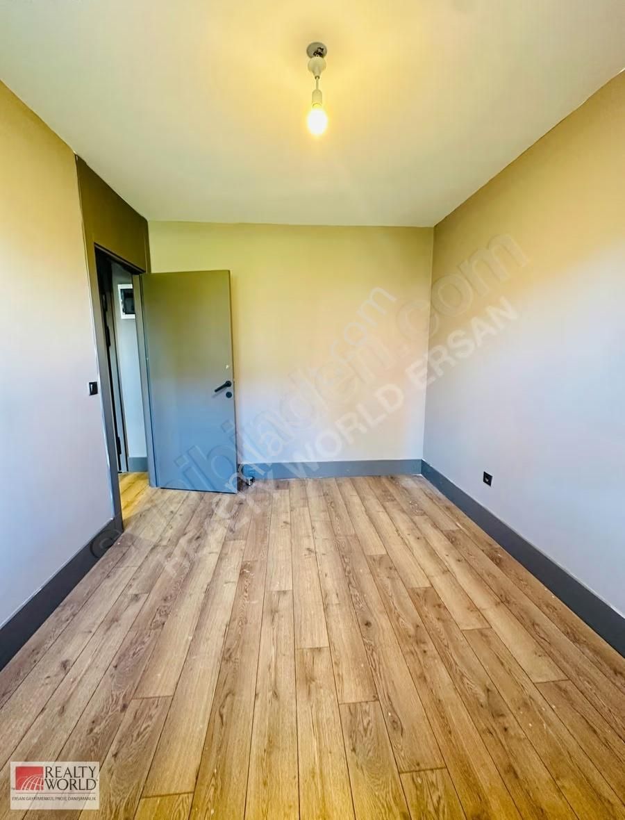 Eyüp Göktürk'te Sitede Merkezi Konum Kiralık 70m2 1+1 Arakat - Görsel 3